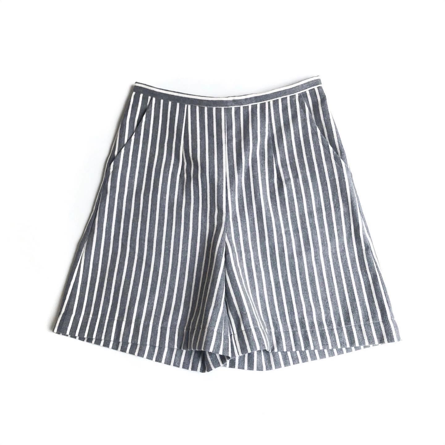 GREY MIDI SHORTS