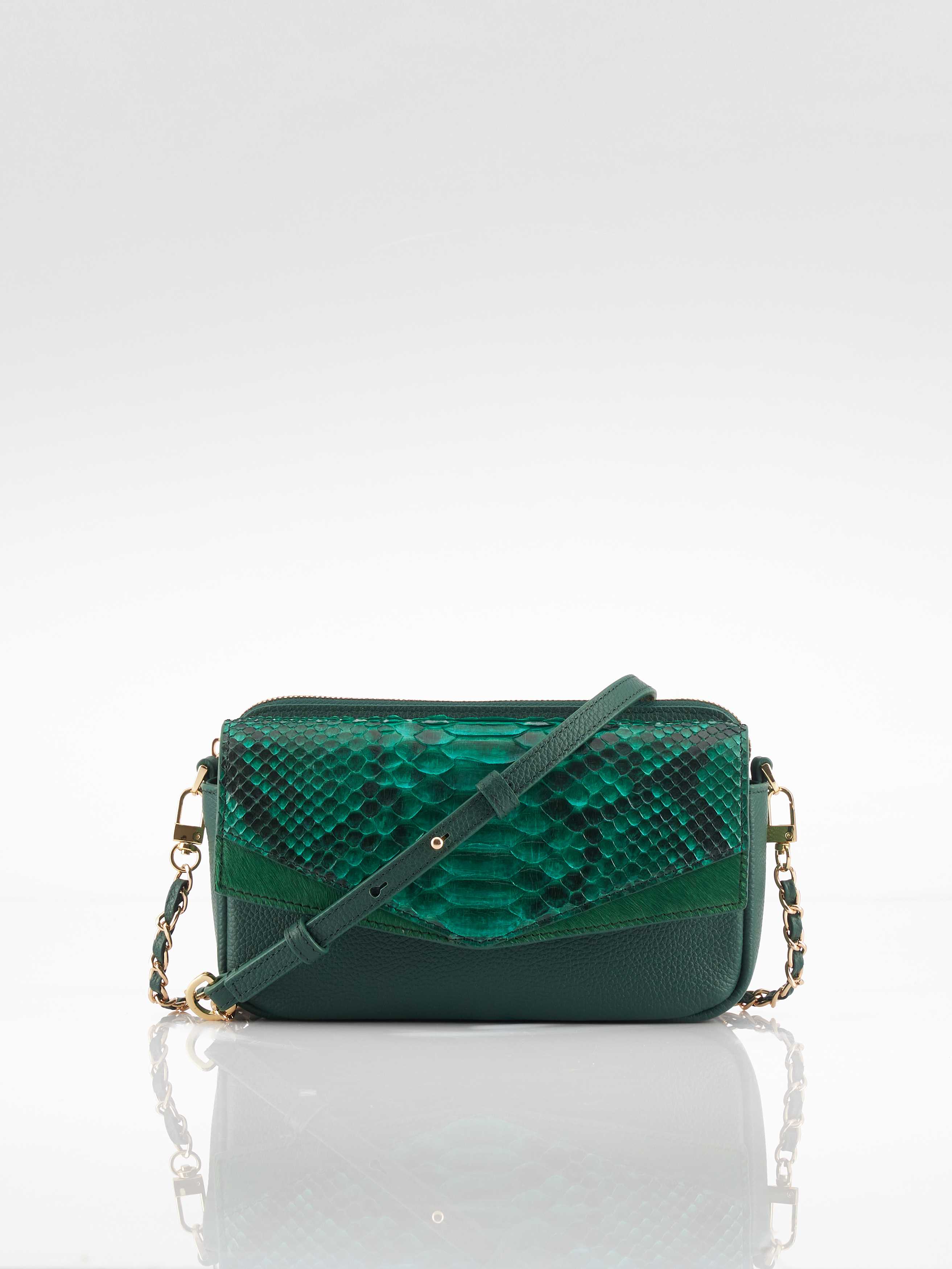 Xotique Kelsey Bag Green Color