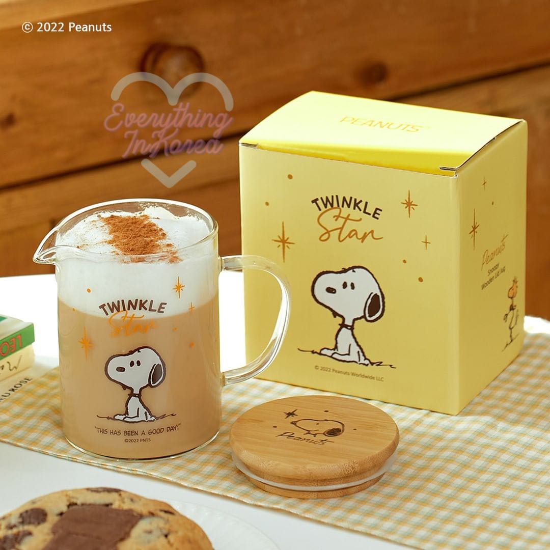 #พรีออเดอร์ Peanuts&snoopy Heat-Resistant Glass +ฝาปิด คิวท์สุดๆ^^ ความจุ350ML. ลิขสิทธิ์แท้🇰🇷