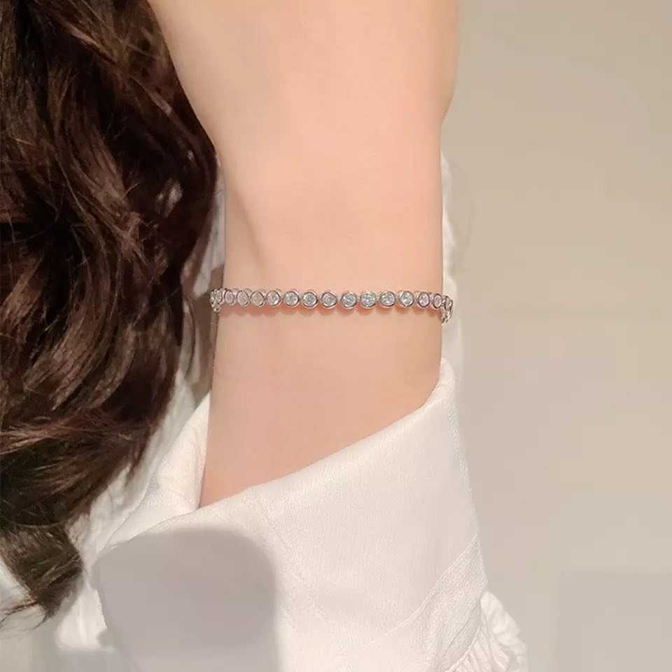 Bezel tennis diamond bracelet