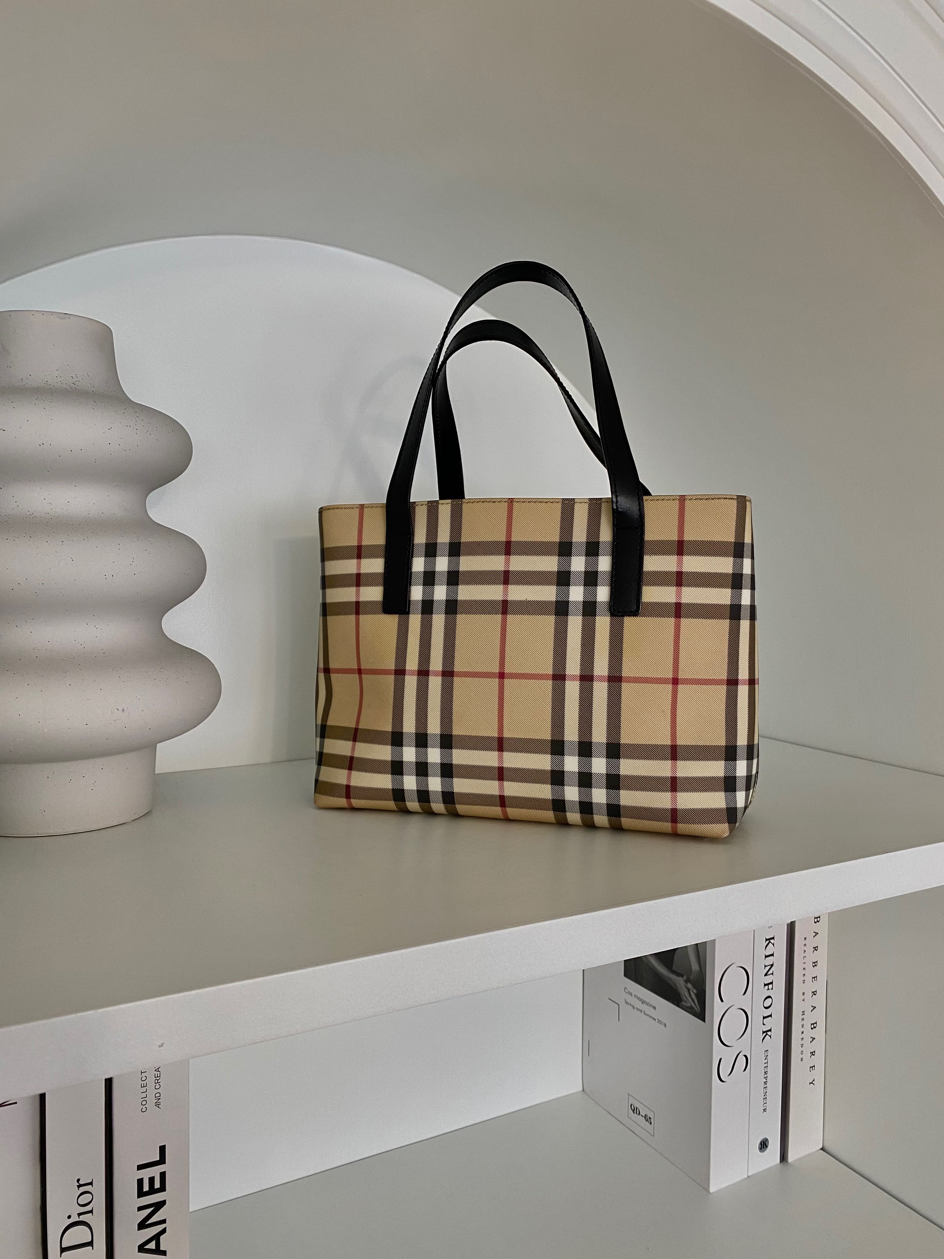 Burberry tote bag 2018 hotsell