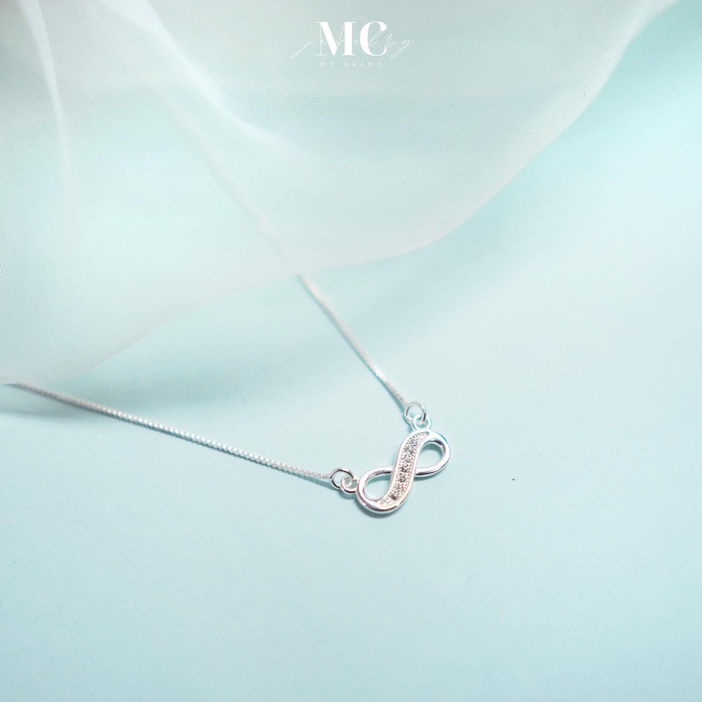 สร้อยเงินเเท้รุ่น InfinityI✅ไม่ลอก ไม่แพ้ ✨แถมฟรีกล่องจิวเวลรี่แบรนด์และผ้าเช็ด✨