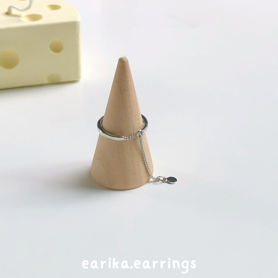 earika.earrings - basic flat ring แหวนเงินเกลี้ยง ฟรีไซส์ปรับขนาดได้