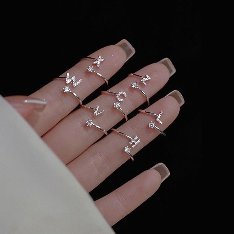 ♡แหวนตัวอักษรเพชรทั้งตัวอักษรสีเงิน (1ตัวอักษร)