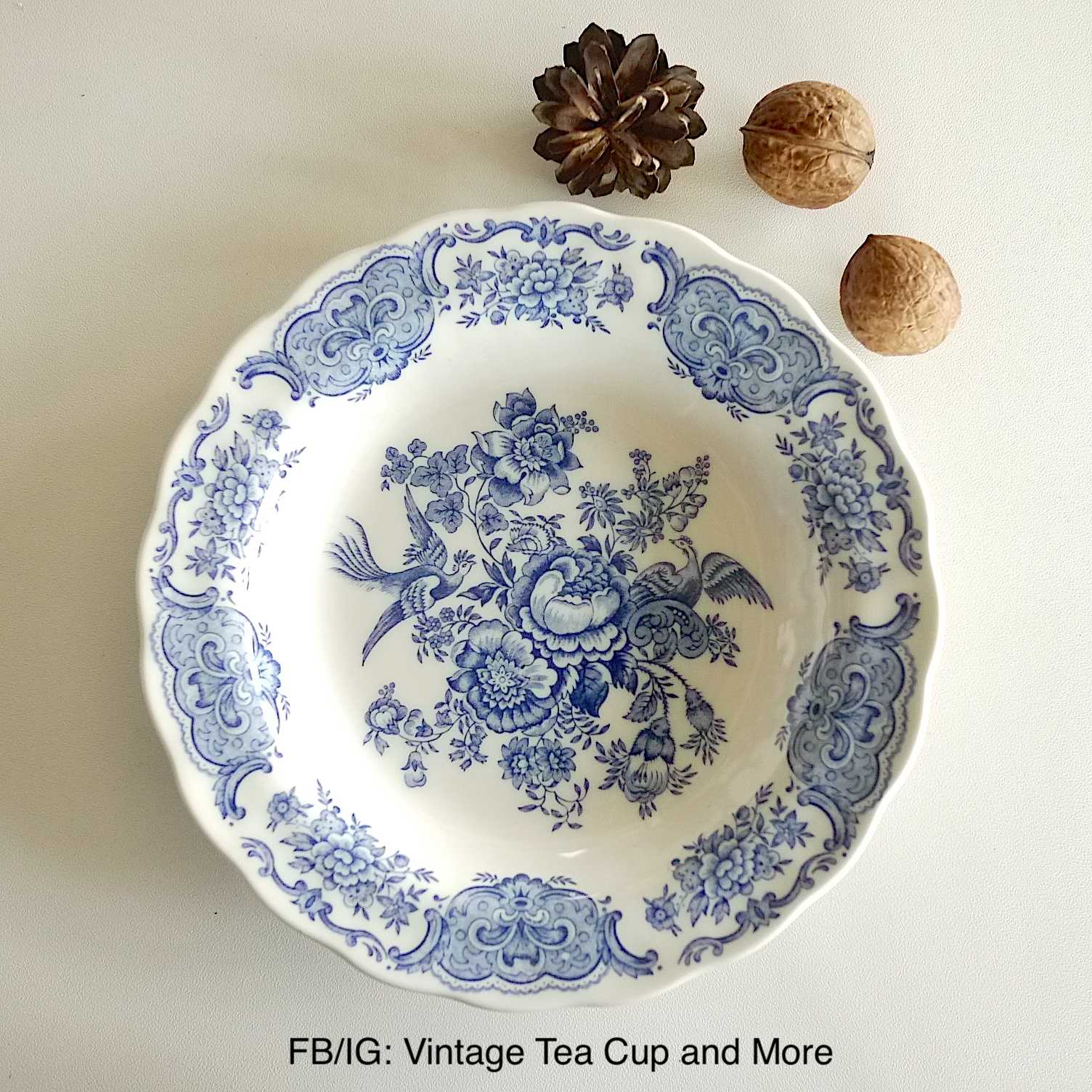 จานซุป Royal Doulton -Blue Windsor