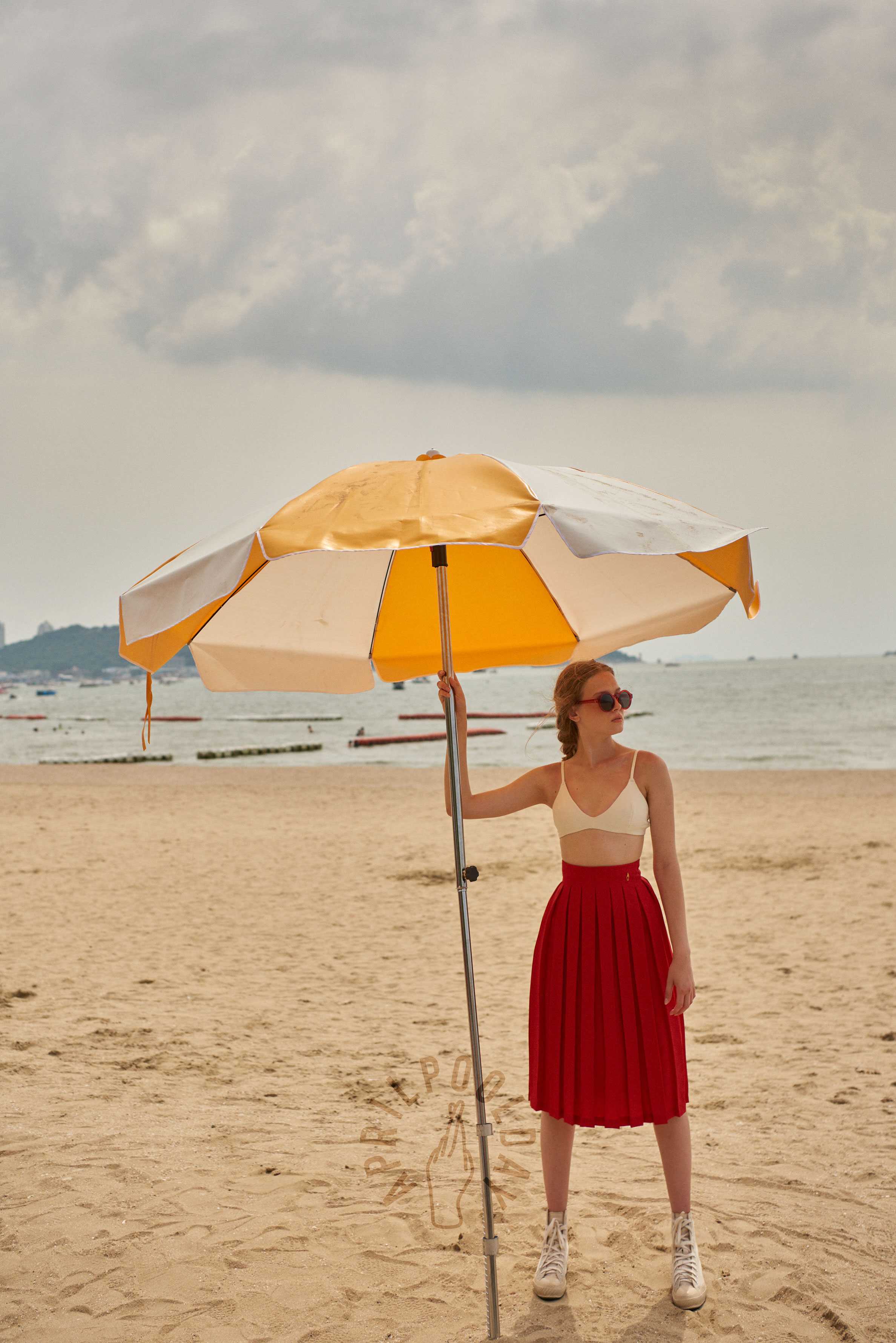 MIDI SKIRT