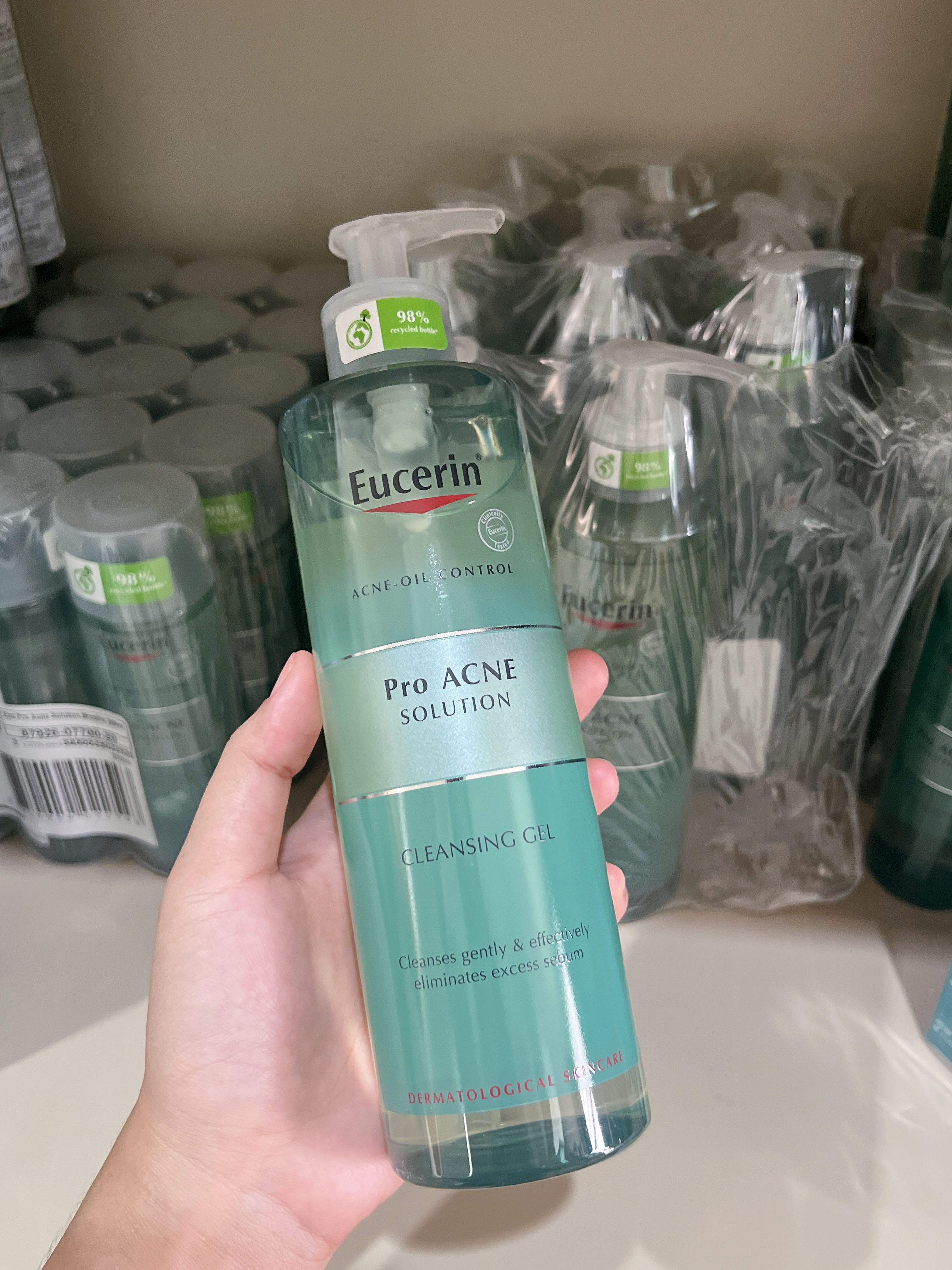 ••เจลล้างหน้าลดสิว 400ML•• Eucerin Cleansing Gel 400ml