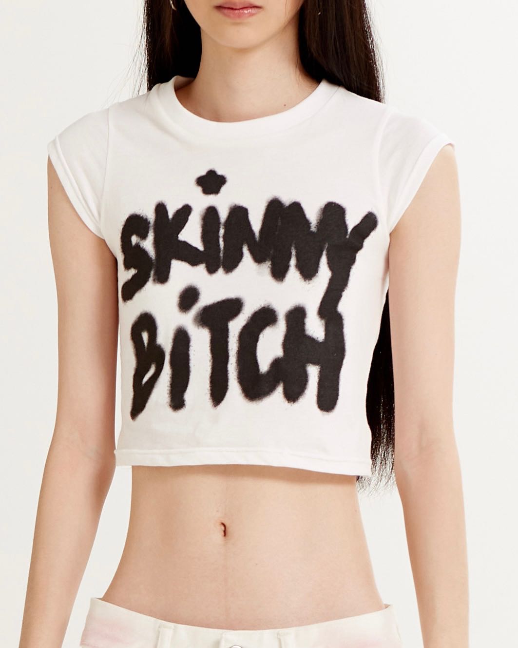 SKINNY BlTCH TEE