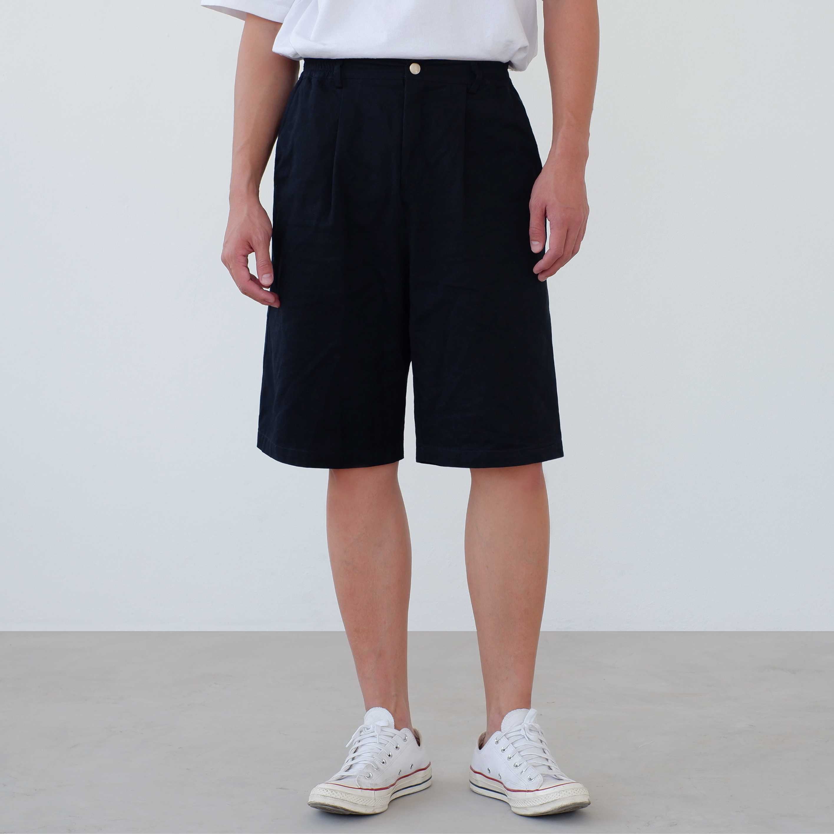 Hunter Studios - Gaucho Shorts Black