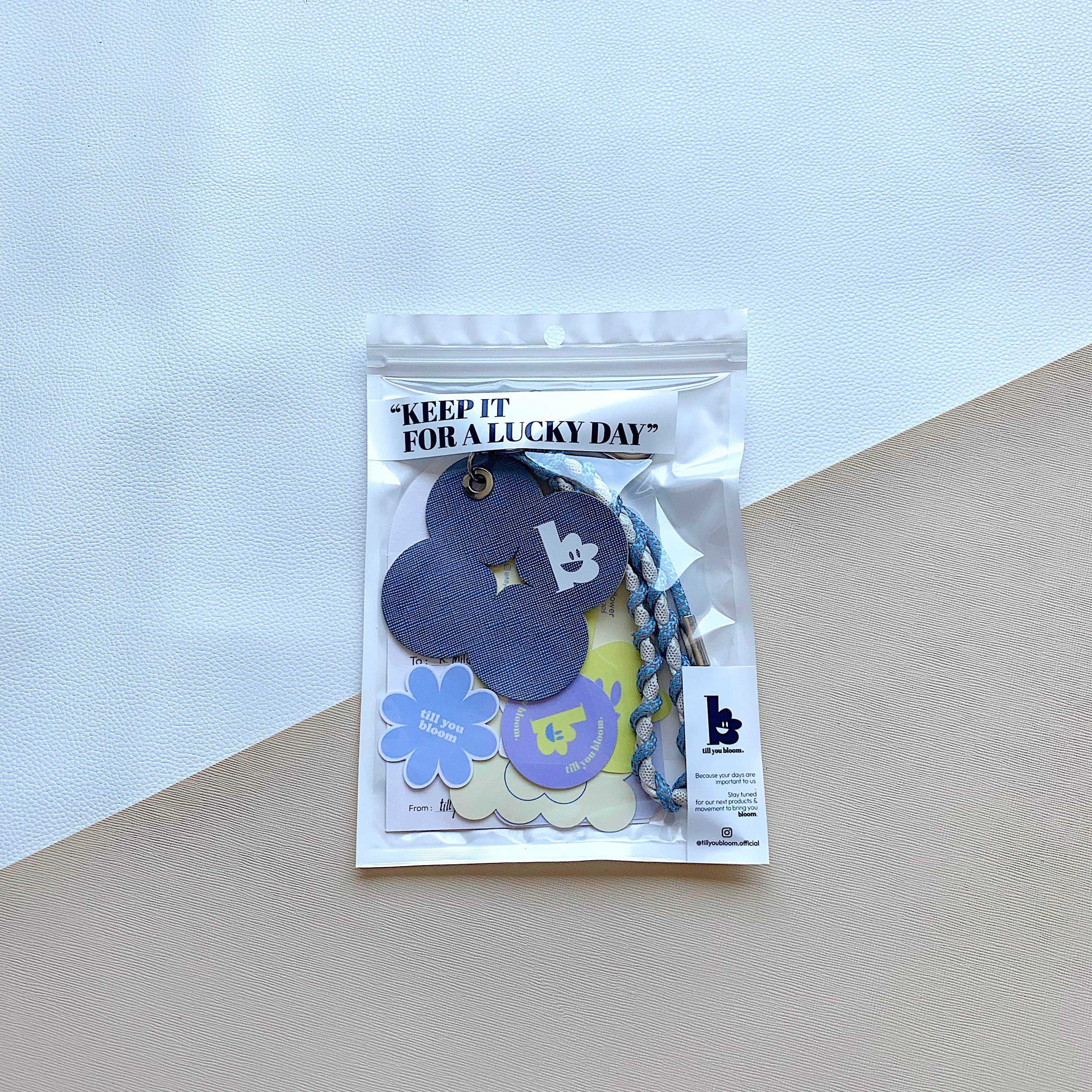 Wallflower (blue)