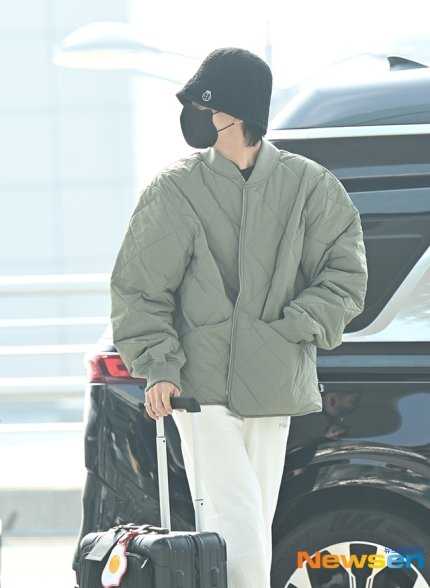 กางเกง PEINSEIN Ivory White Pants แบบ #JEONGHAN #จองฮัน