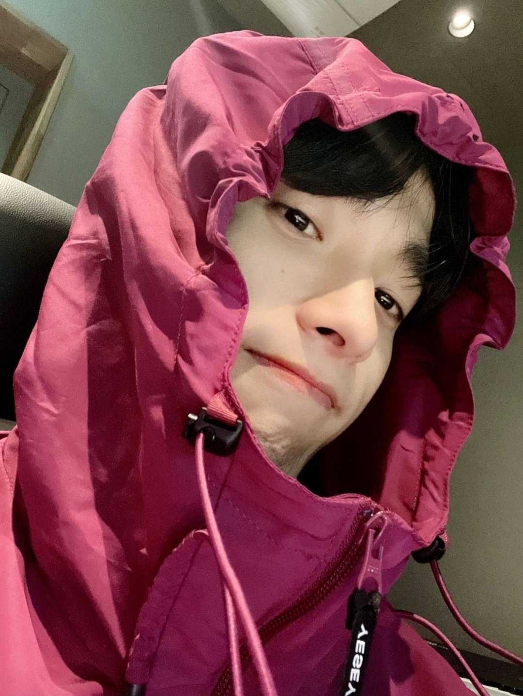 เสื้อ Y.E.S Windbreaker Violet แบบ #DK #ซอกมิน