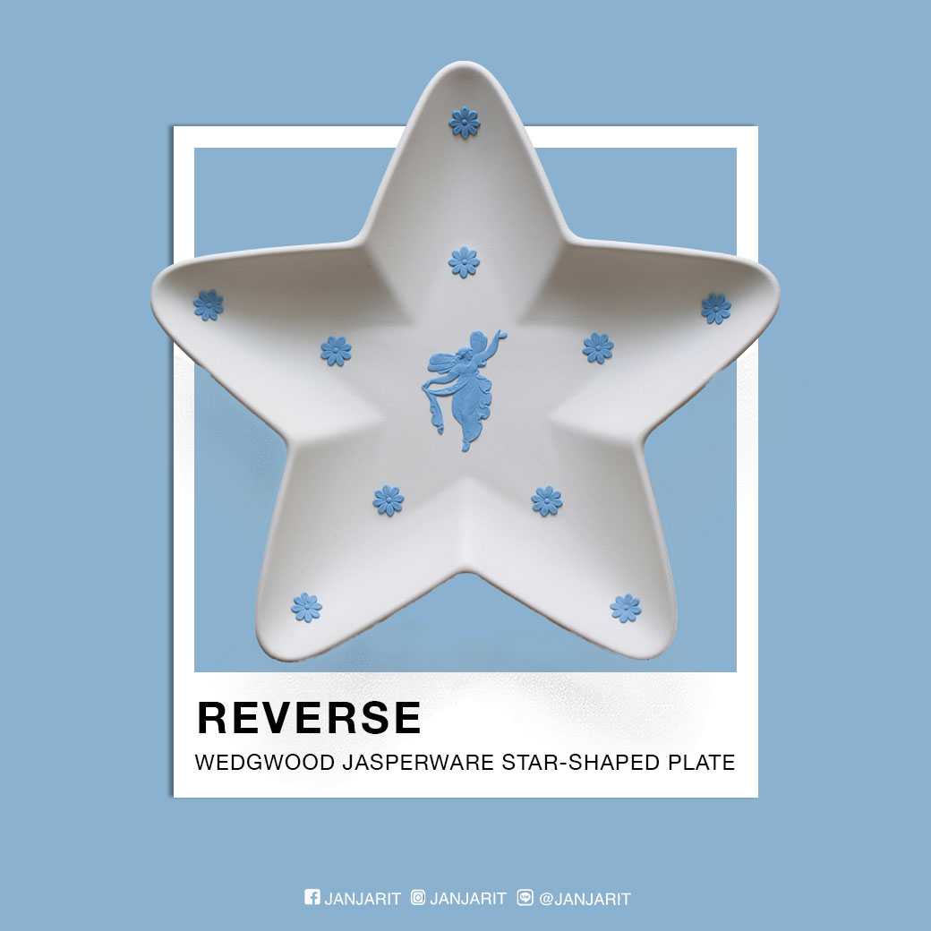 จานสะสม Wedgwood Reverse Jasperware 'Something Blue' Star-Shaped Plate