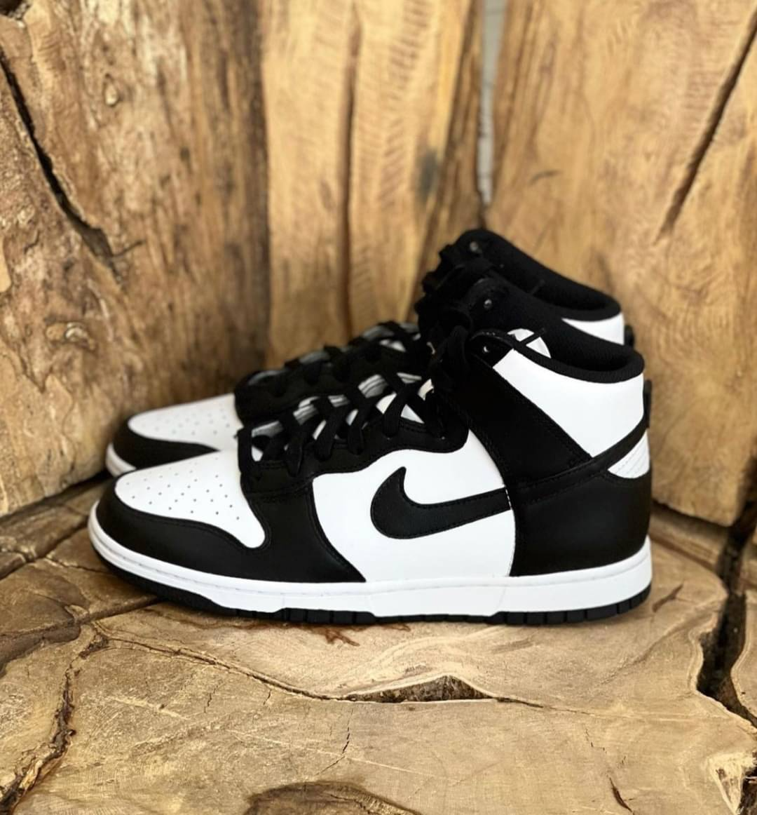Nike Dunk High Panda