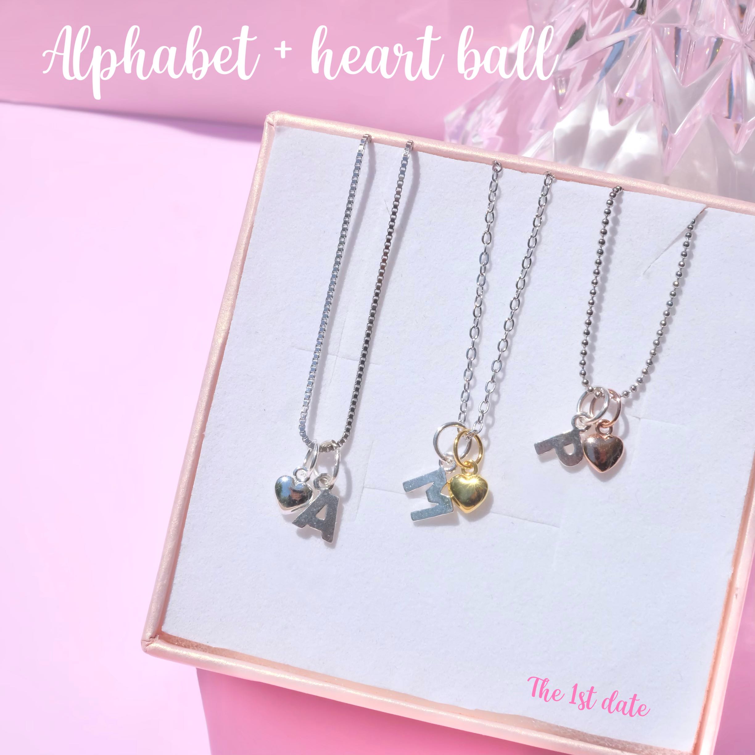 สร้อยคอรุ่นAlphabet + heart ball-ส่งฟรี(เงินแท้92.5%) แจ้งตัวอักษรใน Note