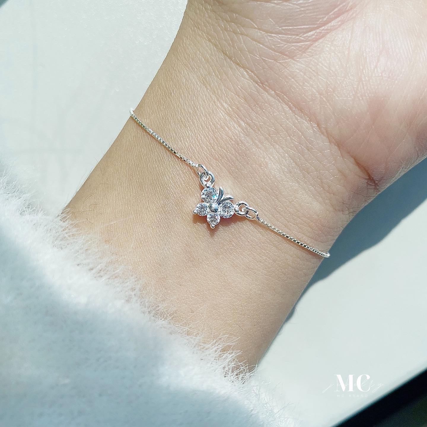 สร้อยข้อมือเงินเเท้Mini Butterfly🦋I✅ไม่ลอก ไม่แพ้ ✨แถมฟรีกล่องจิวเวลรี่แบรนด์และผ้าเช็ด✨