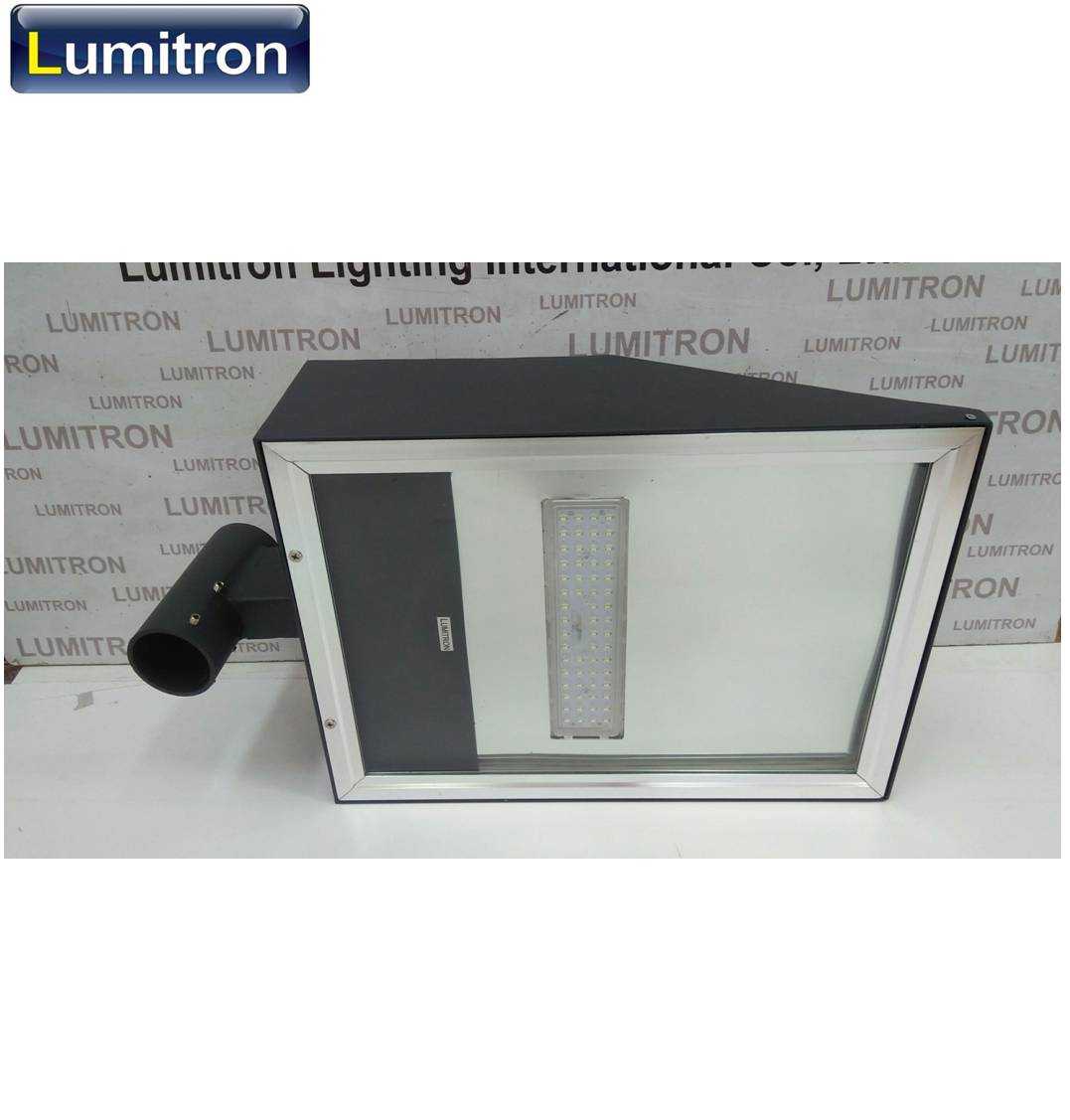 โคมไฟถนน ไฟหัวเสา รุ่น LMVL-2TP หัวเฉียง ขั้ว E40 กว้าง 38ซม. ยาว 52ซม. โคมอลูมิเนียม