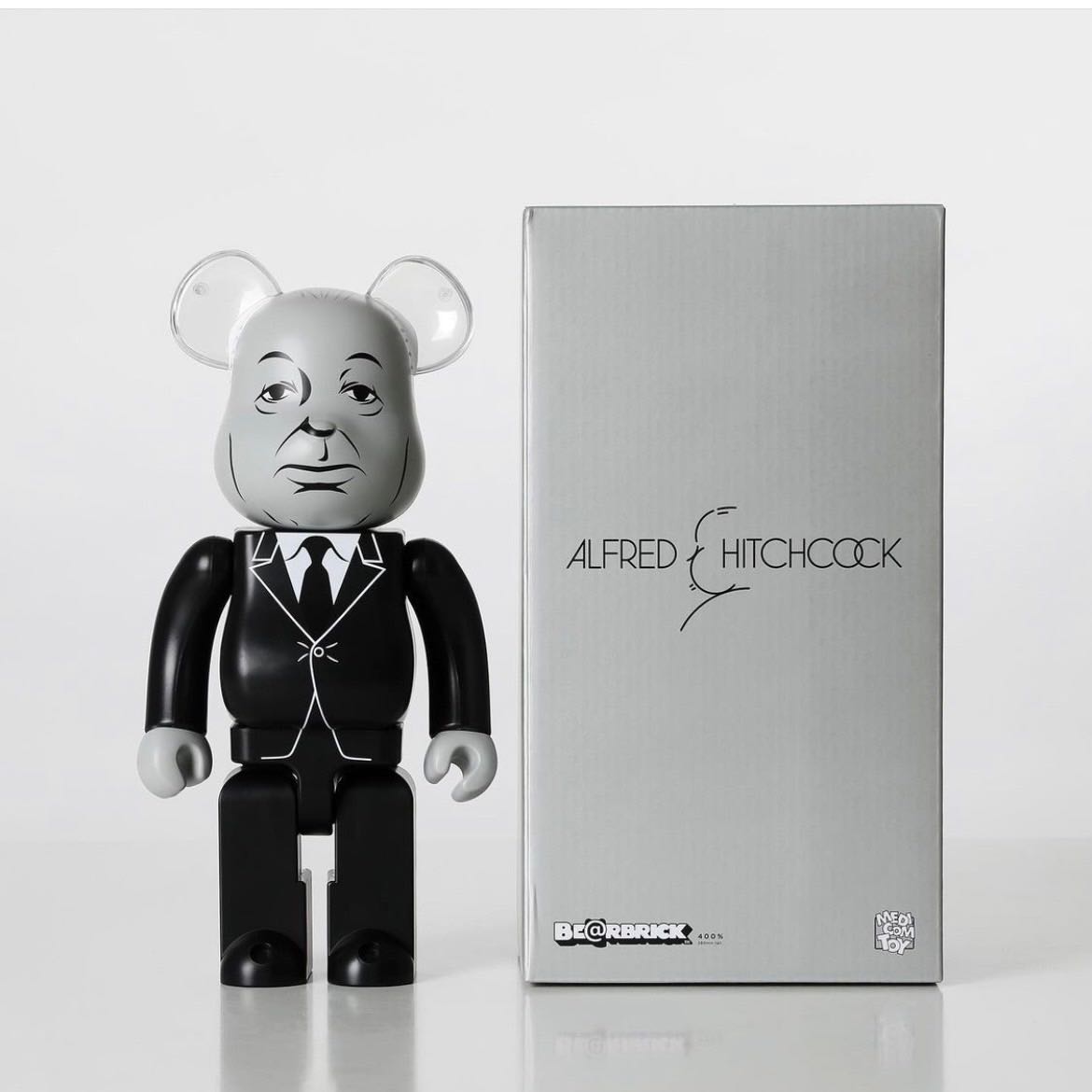 [พร้อมส่ง] Bearbrick Alfred Hitchcock Director 400% 100% 1000% Be@rbrick