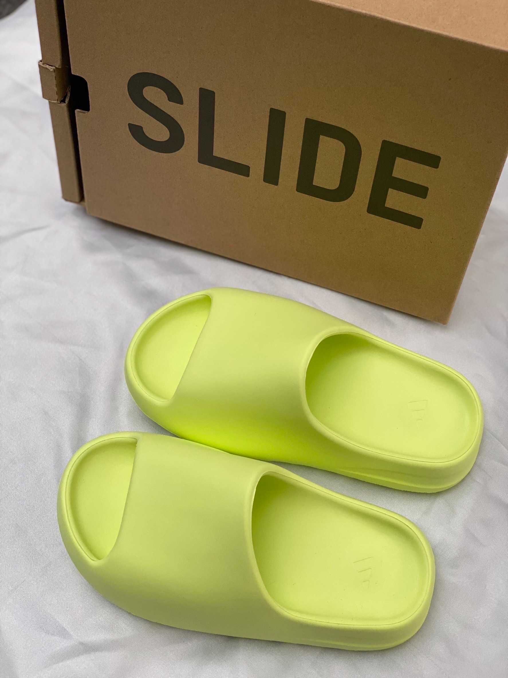 Adidas Yeezy Slide  Glow Green