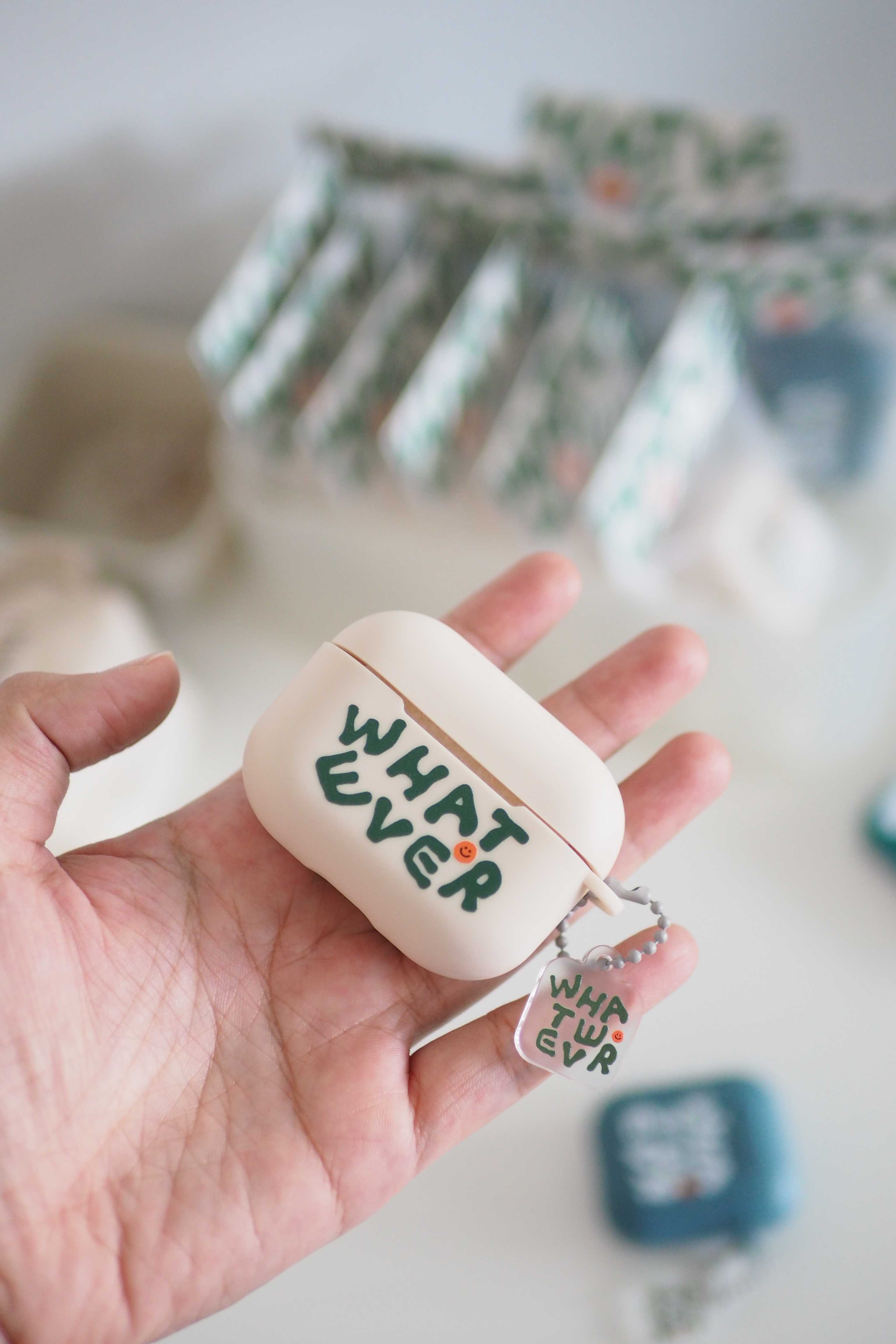 AIRPODS - WHATEVER สีครีม