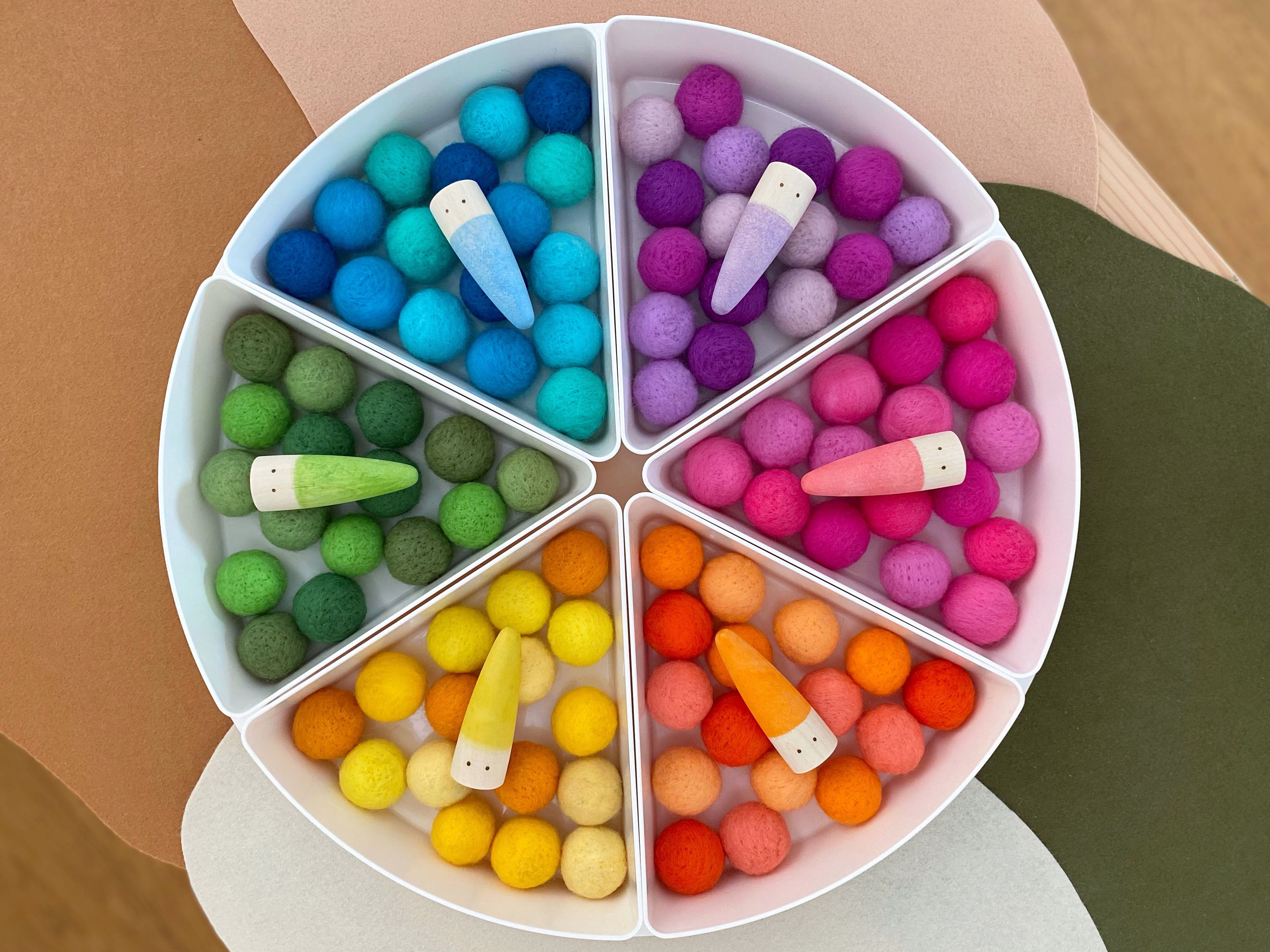 Felt PomPom ปอมปอมผ้าสักหลาด