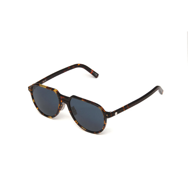DIORESSENTIAL : AF 24B0 SIZE 58 MM.