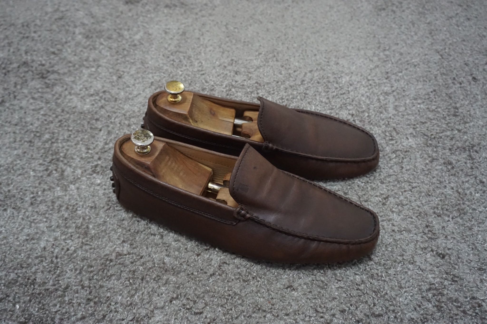 TOD'S Gommino Driving Shoes size 7