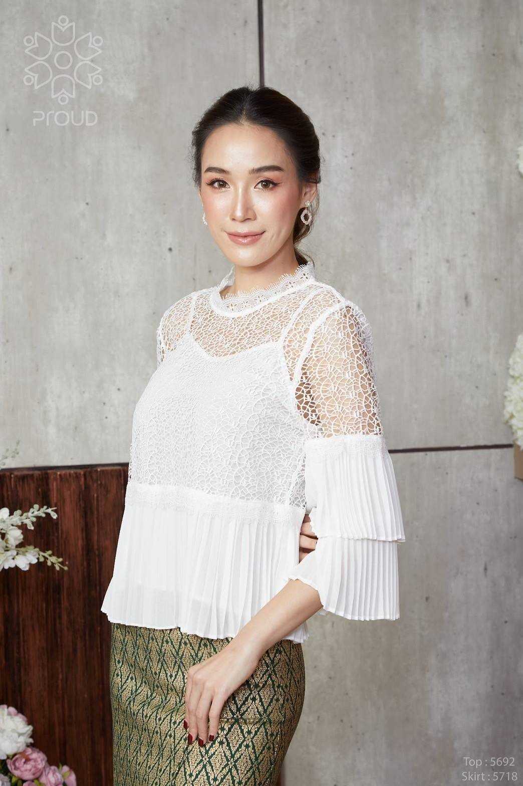 เสื้อลูกไม้ต่อด้วยผ้าชีฟองญี่ปุ่นอัดพีทซับในสายเดี่ยวด้วยผ้าชีฟองญี่ปุ่น เนื้อดี มีซับใน [5692]