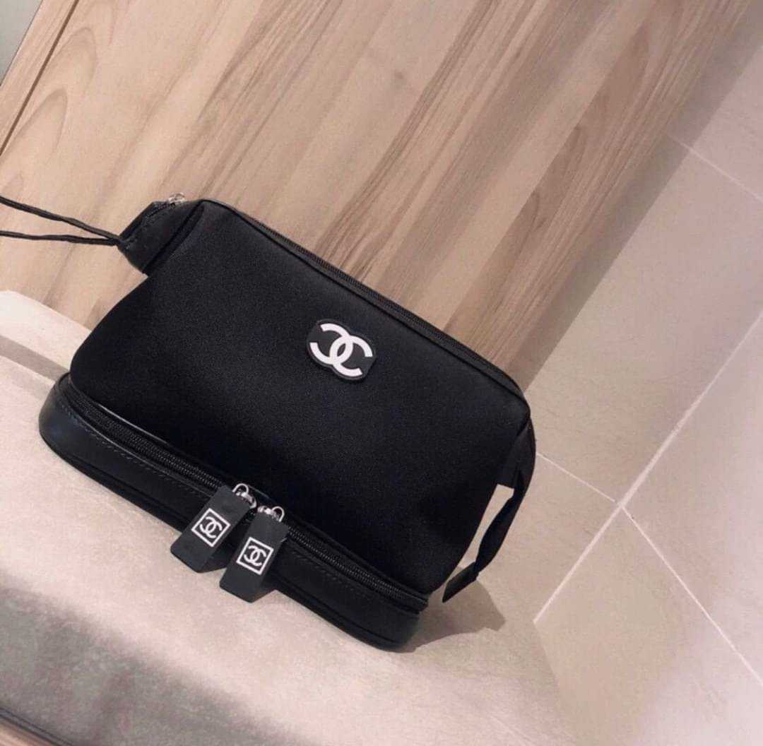 กระเป๋าเครื่องสำอางChanel