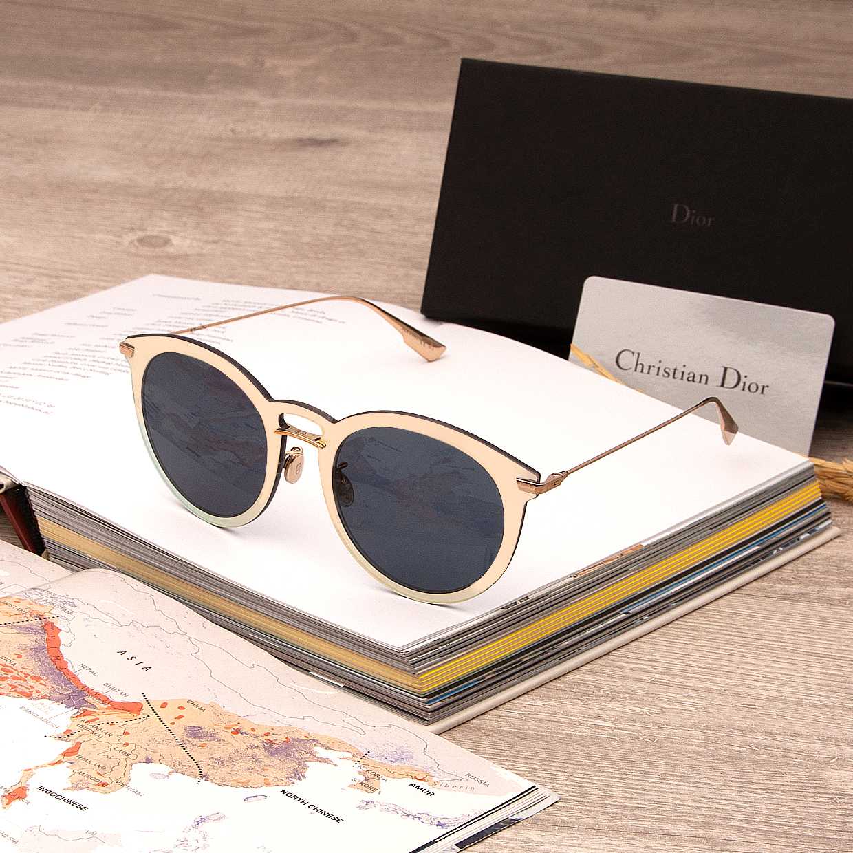 DIORULTIMEF : LKS SIZE 53 MM. (GOLD BLUE)
