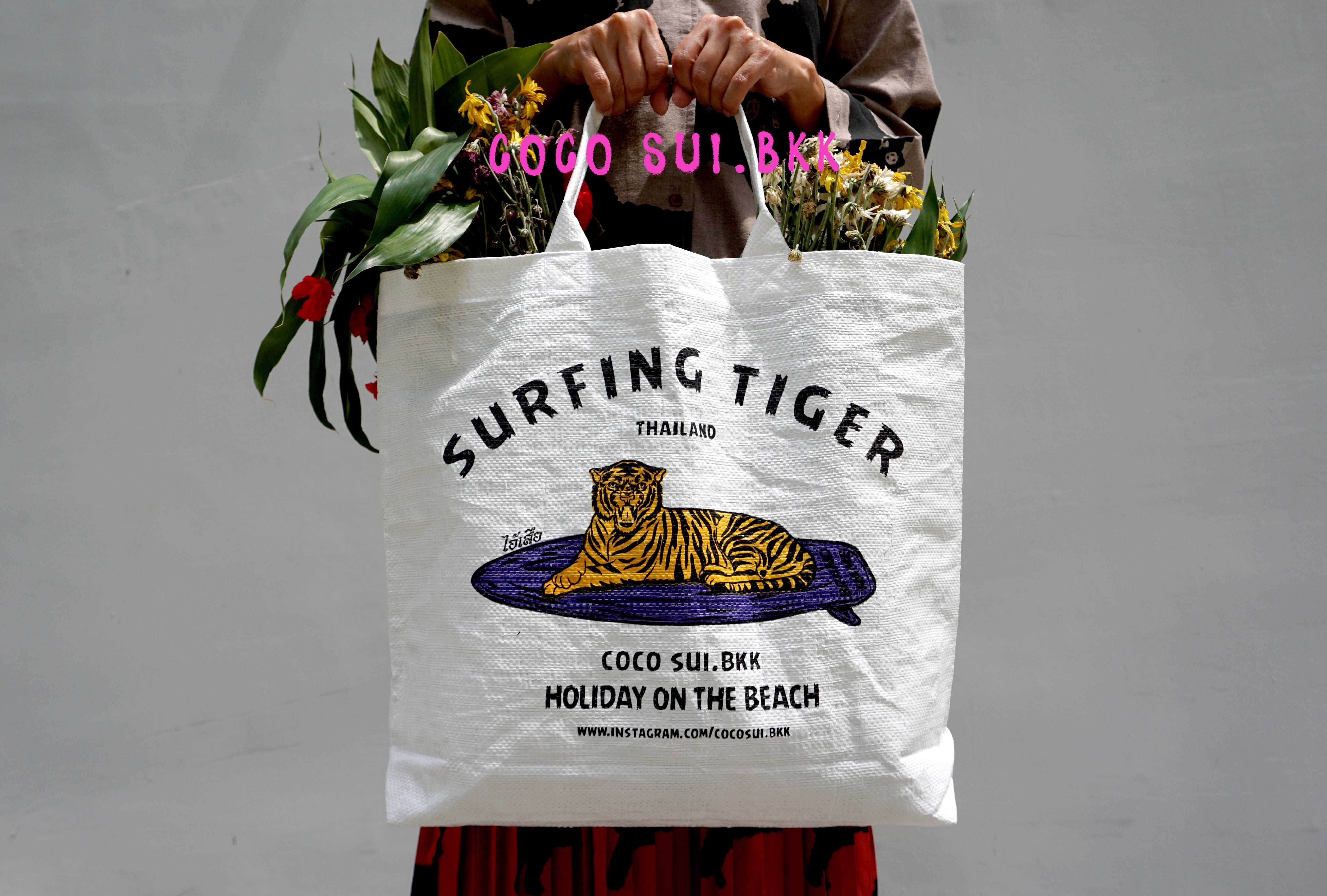 COCO SUI Shopping Bag SURFING TIGER