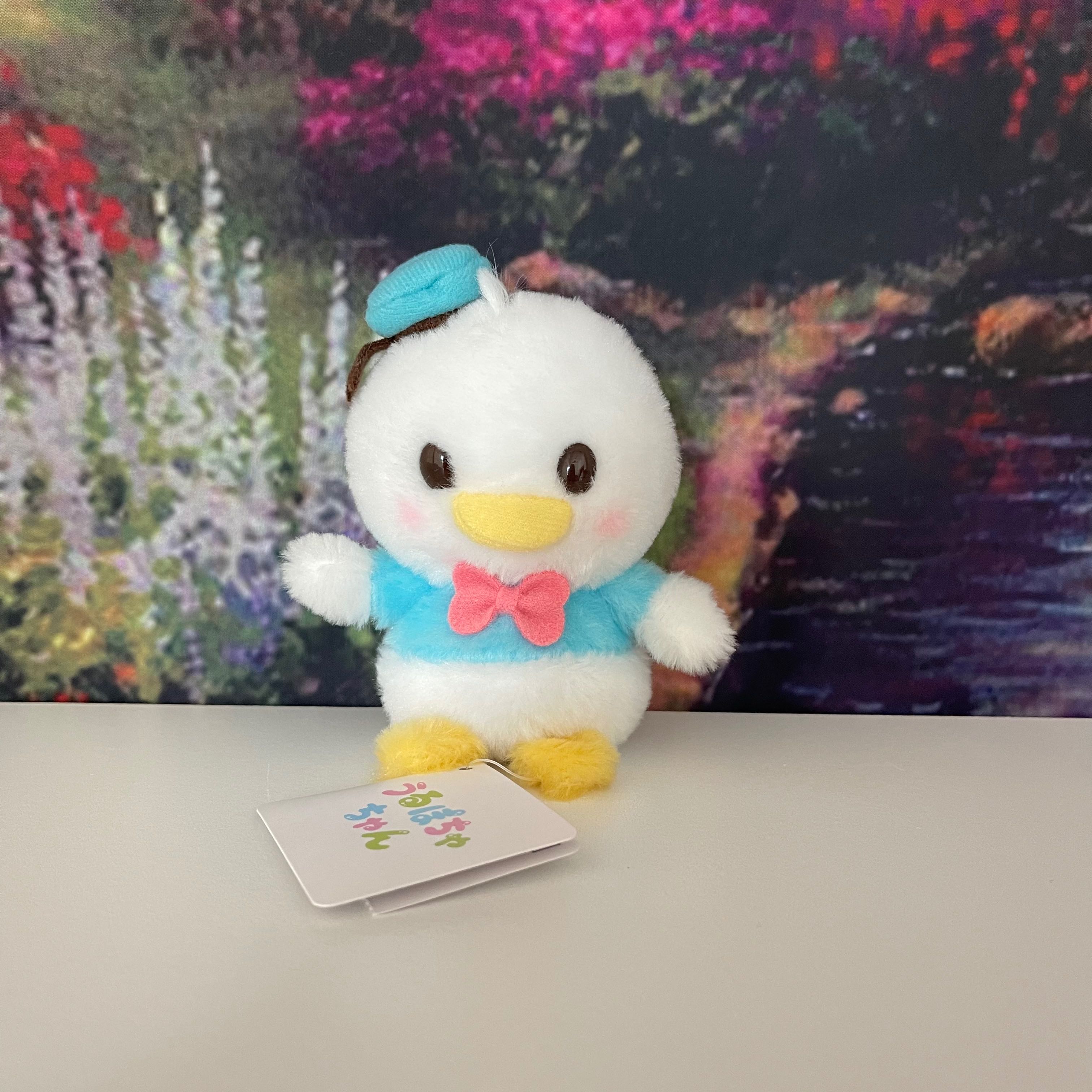 ตุ๊กตา Donald Duck Urupocha