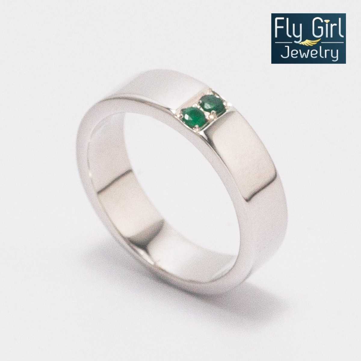 แหวนพลอยมรกตแท้(ราศีพฤษภหรือเกิดวันพุธ) UNISEX แบบเรียบง่ายดูดี รุ่นFL369EM