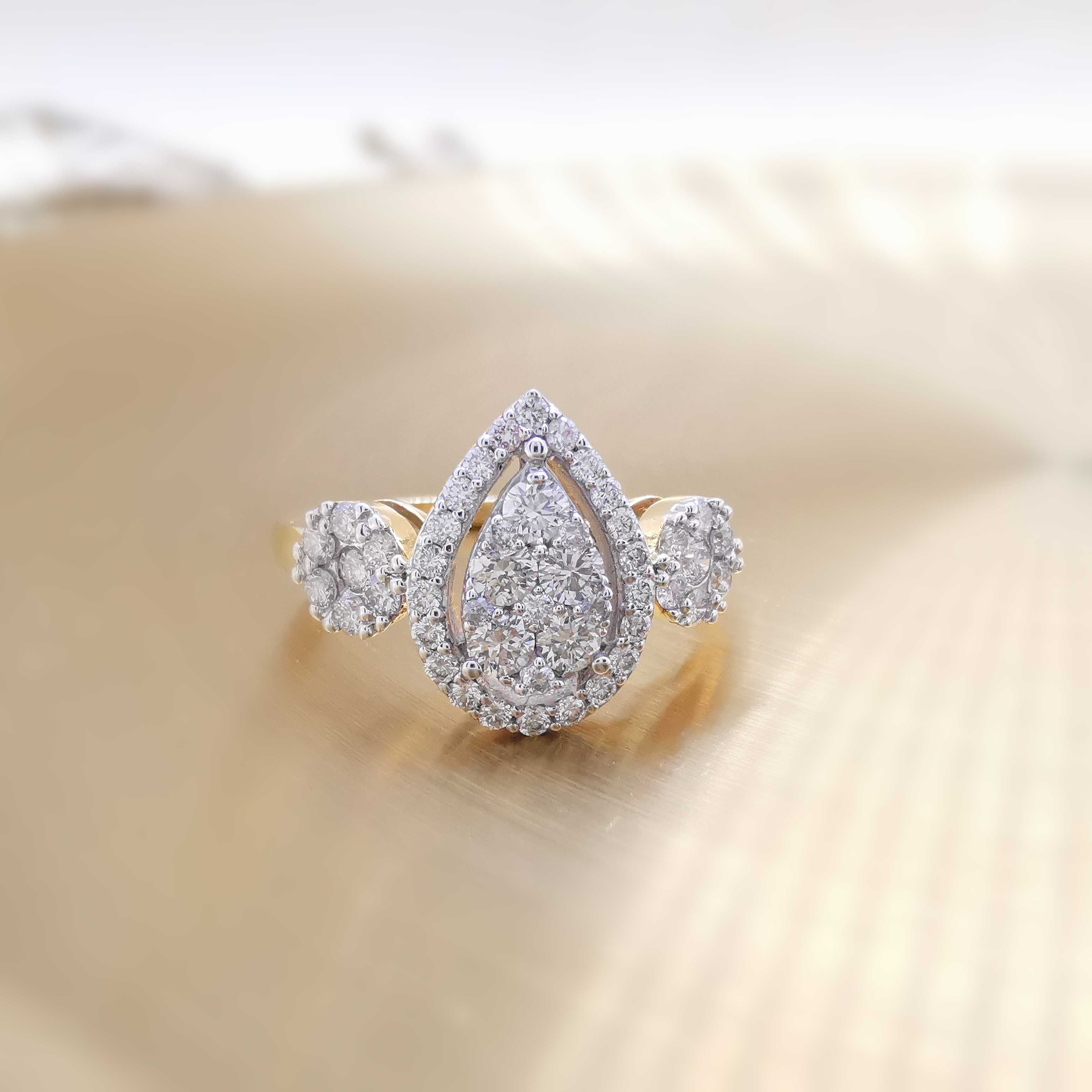 Drizzle Dazzling Twin Round Braced Ring RN0029