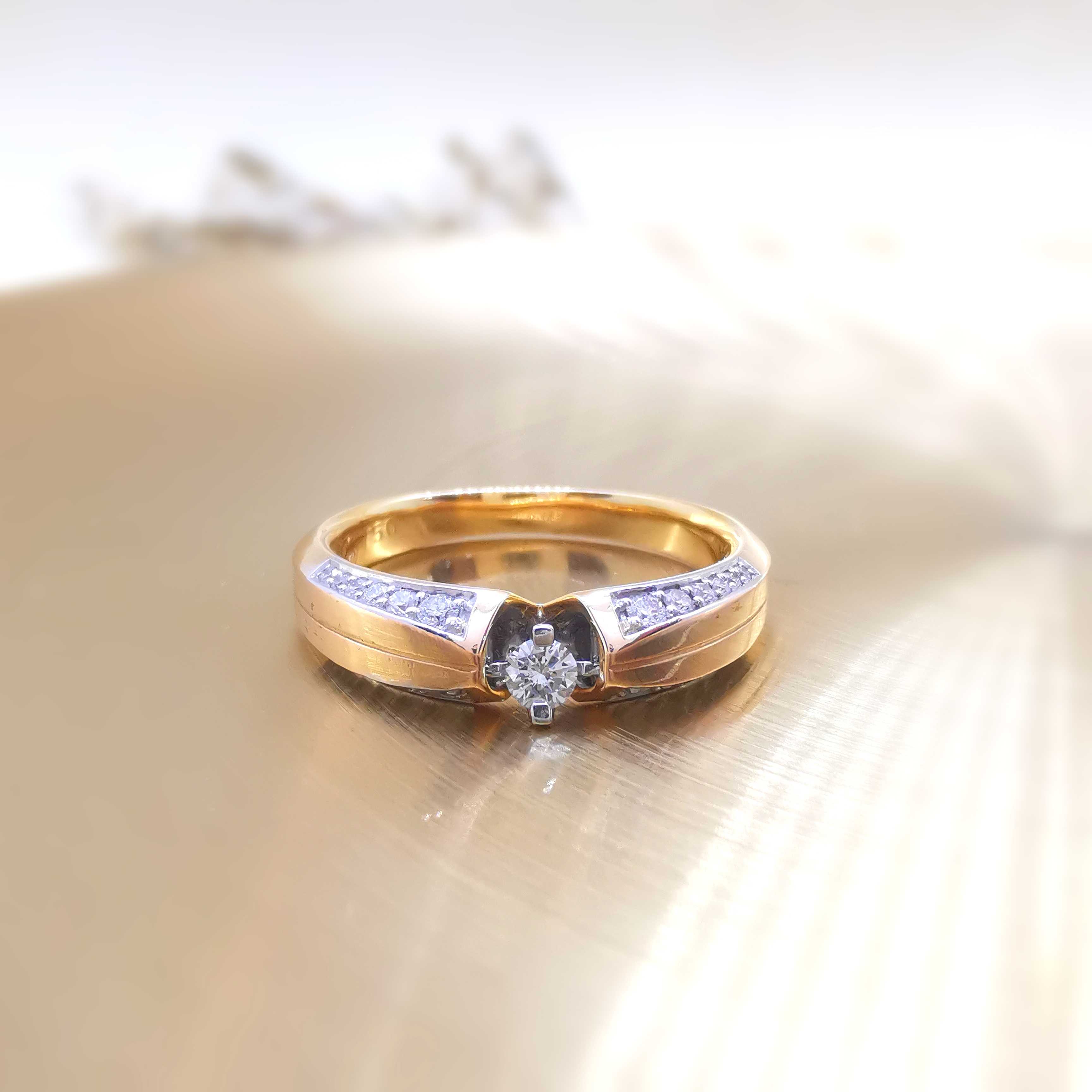 One's Dancing Diamond Ring RN0111