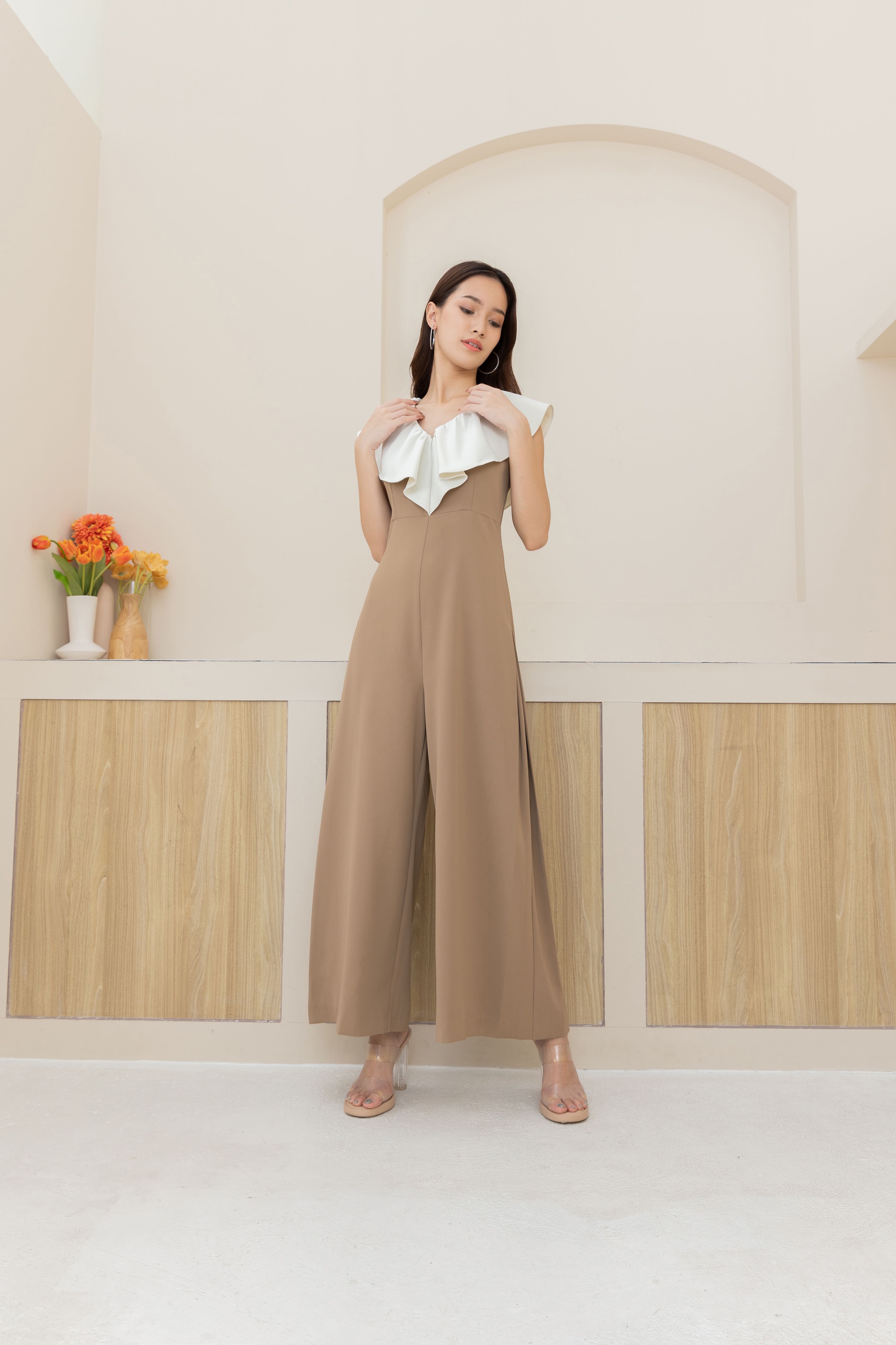 Ruffle jumpsuit in two tone