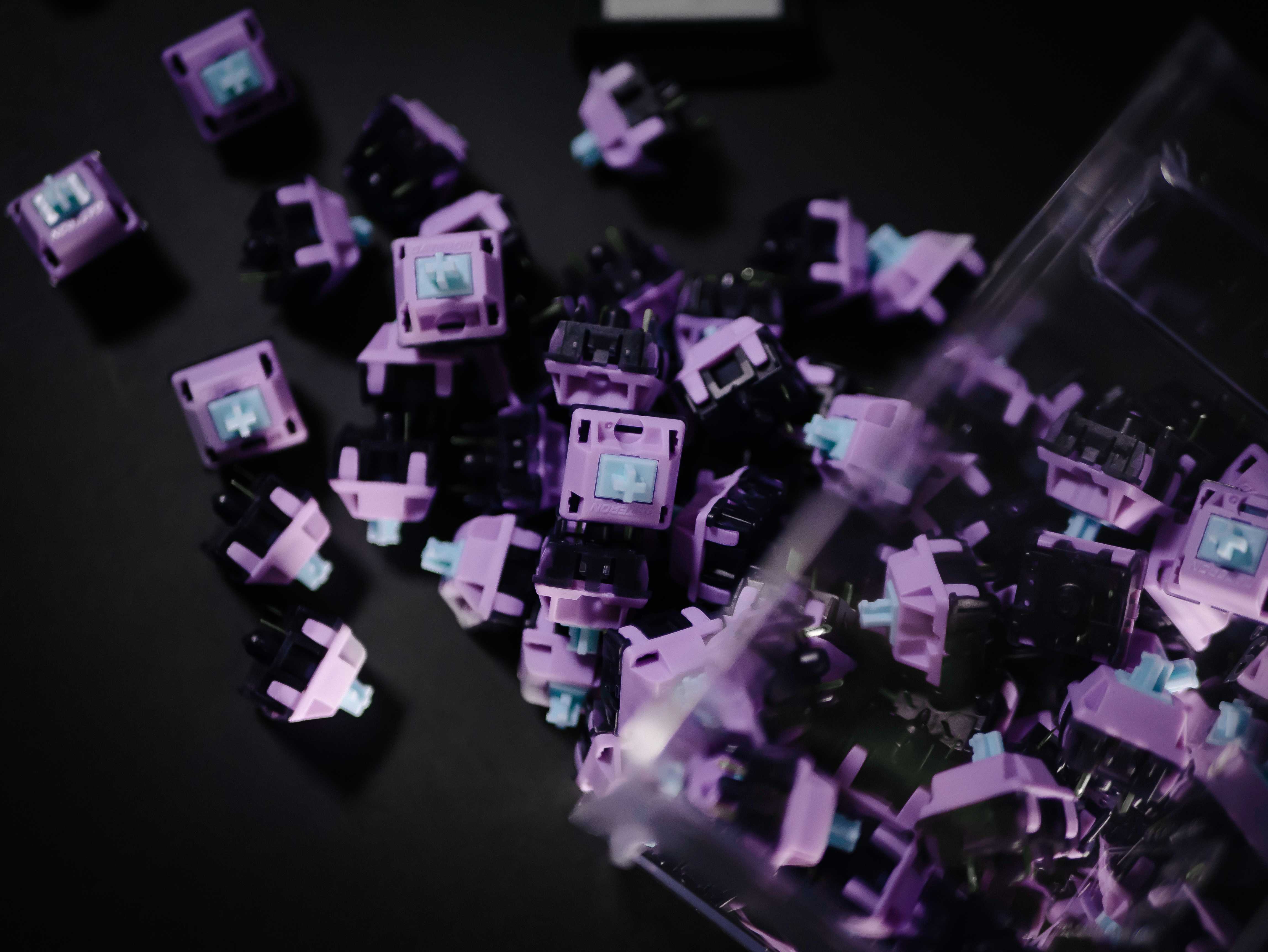 [In-Stock] Gateron Blue Bubblegum V2 by Keebhut (10 ตัว)