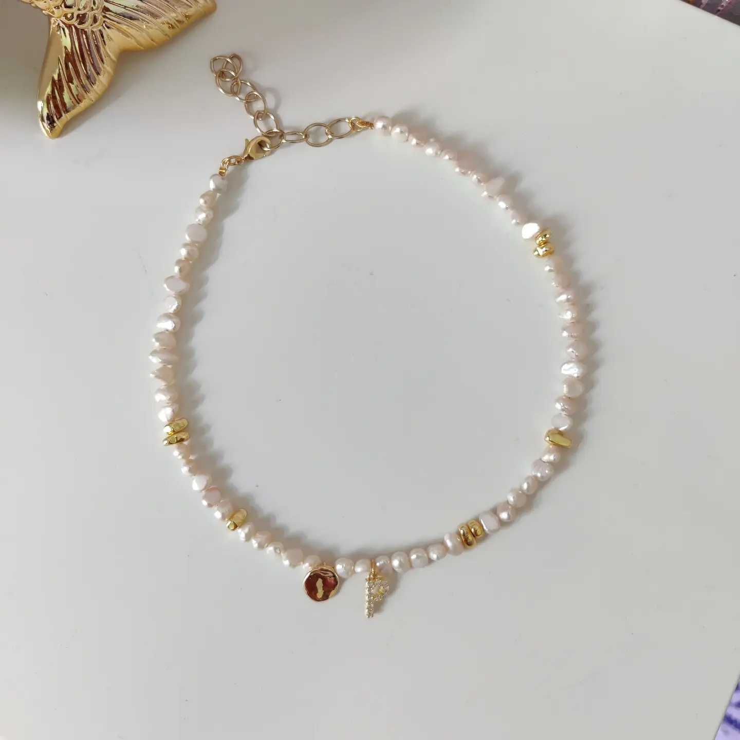 N131 Alphabet pearl necklace style 7