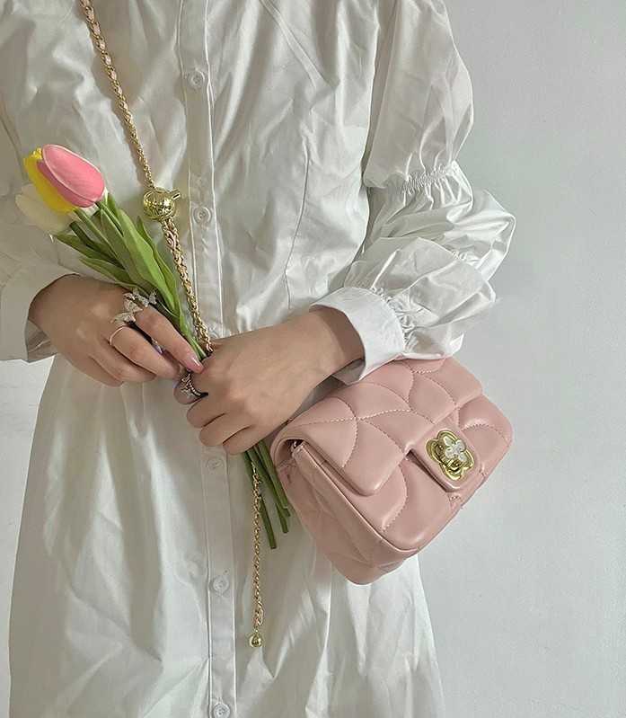 Minicube bag รุ่น  Flower bags