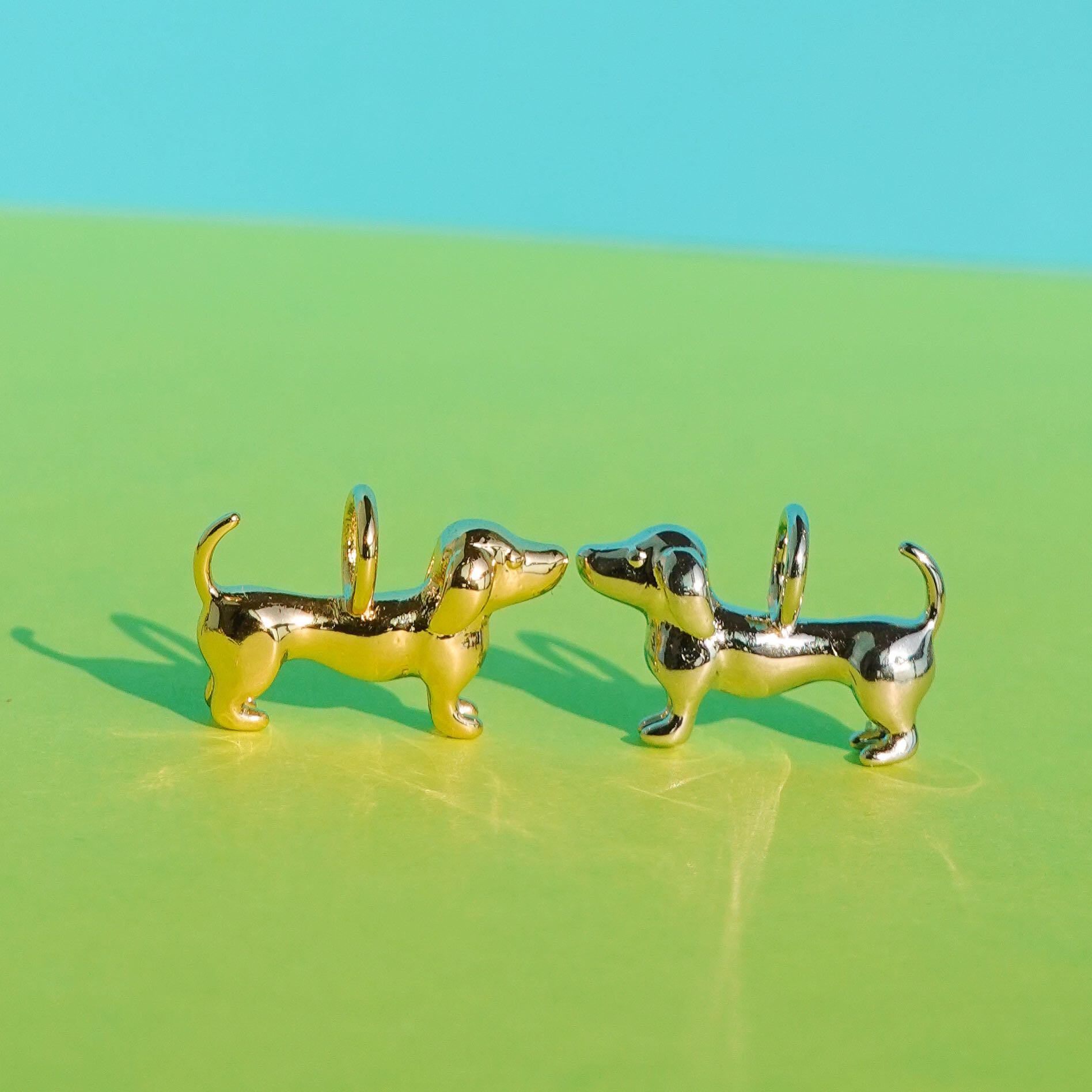 RD Doggy dachshund charm (gold/silver) (จี้)