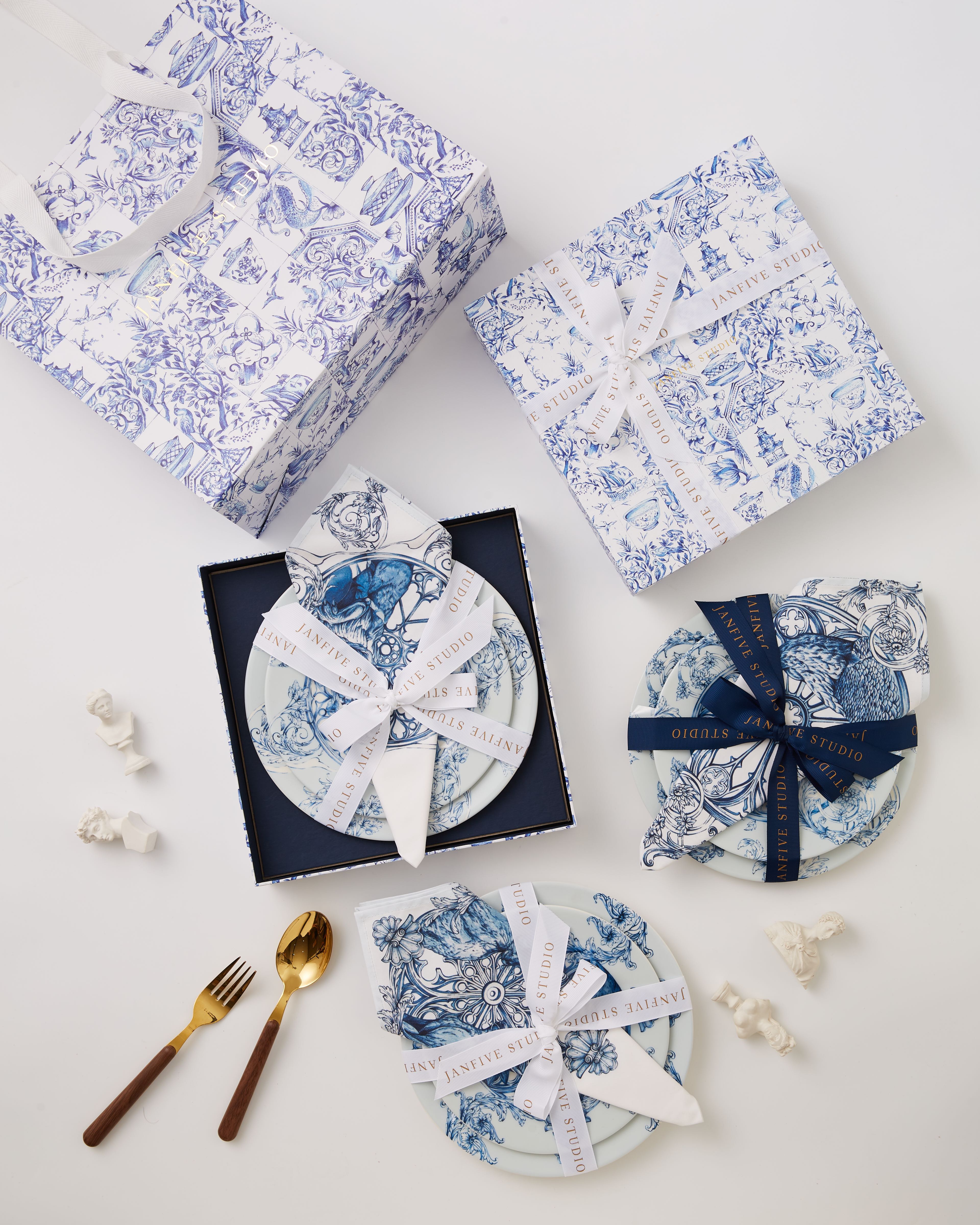 ชุดของขวัญ Exclusive set Le Jardin Collection มีจาน 2 ใบ