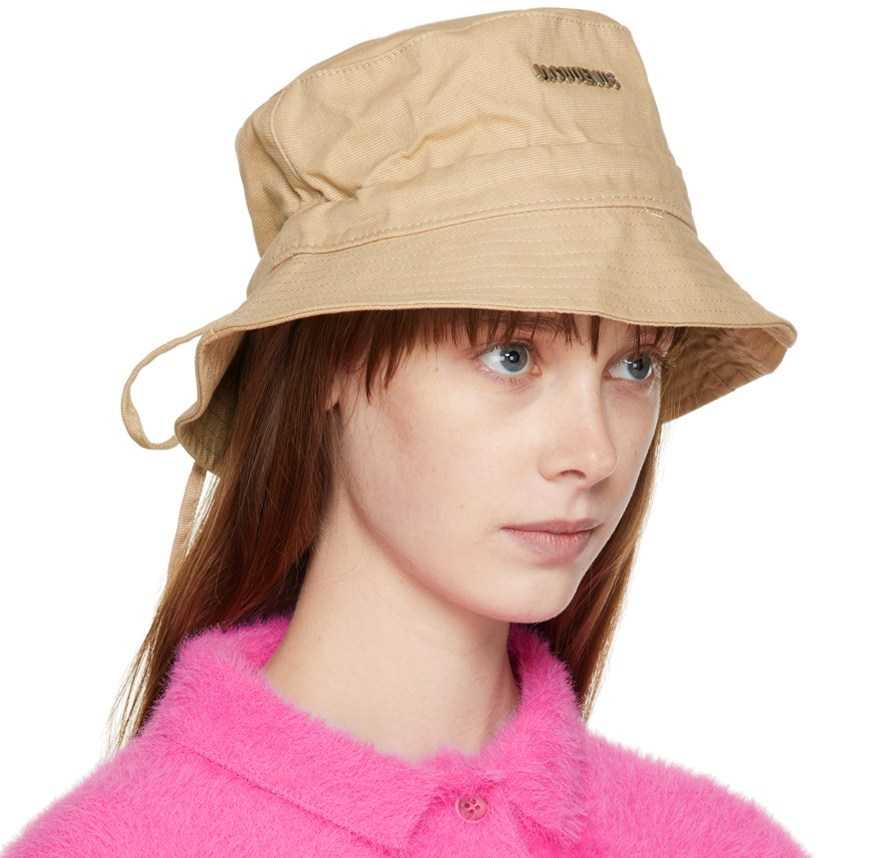 Pre / Jacquemus Le Bob Gadjo สีเบจ