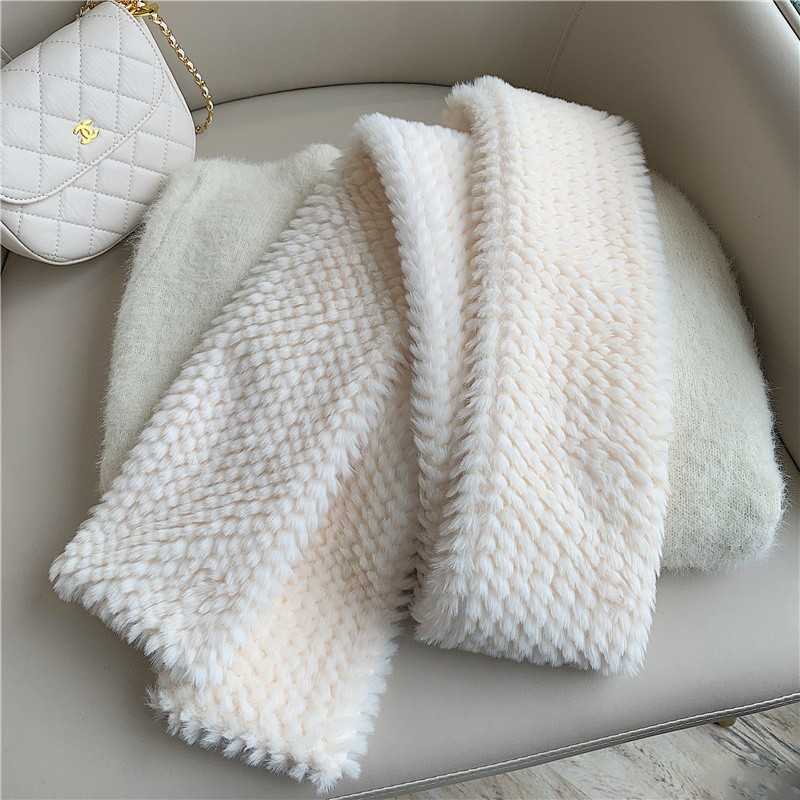 [พร้อมส่ง] KOKLO.CO ผ้าพันคอเฟอร์ SKUP1924