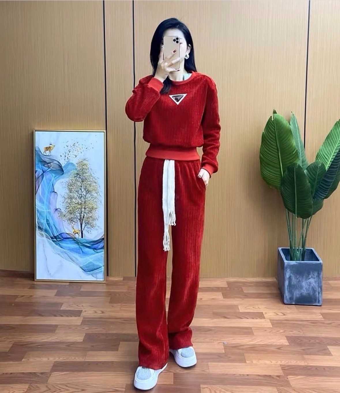 ชุดเซทแขนยาวสีแดง red set