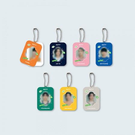 (พร้อมส่ง)GOT7 - 2022 FANCON OFFICIAL MD-ID PHOTO&ACRYLIC HOLDER SET