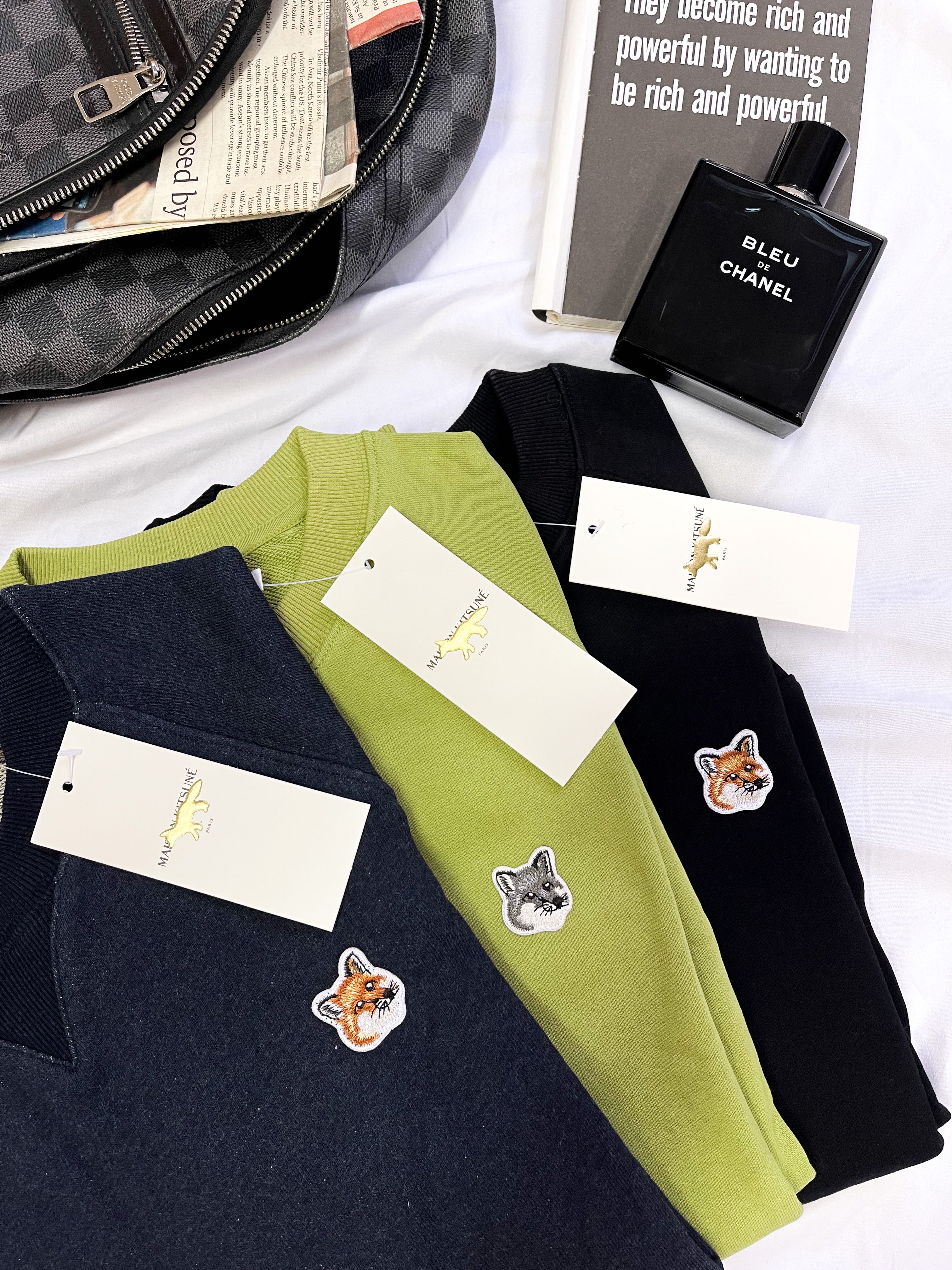 Maison kitsune sweater 