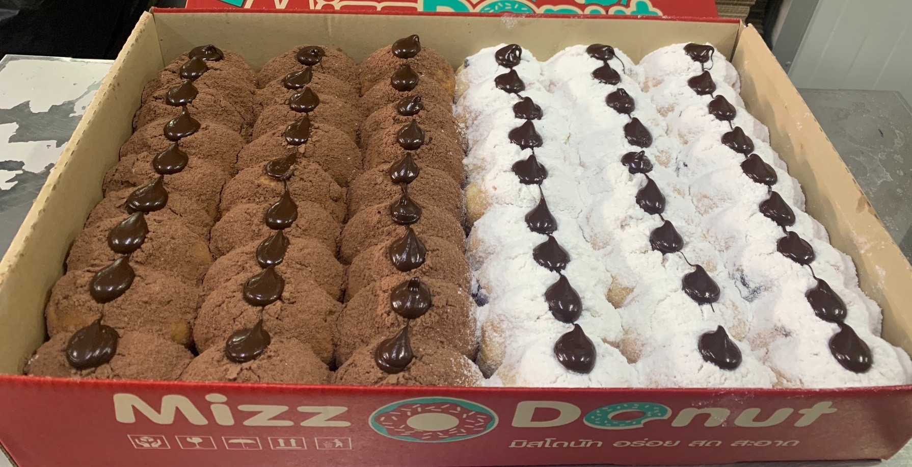 106.3เชลชอคลาวา 2 สี 32 ชิ้น/370-(แป้งขาว+ดำ)(11.5-)