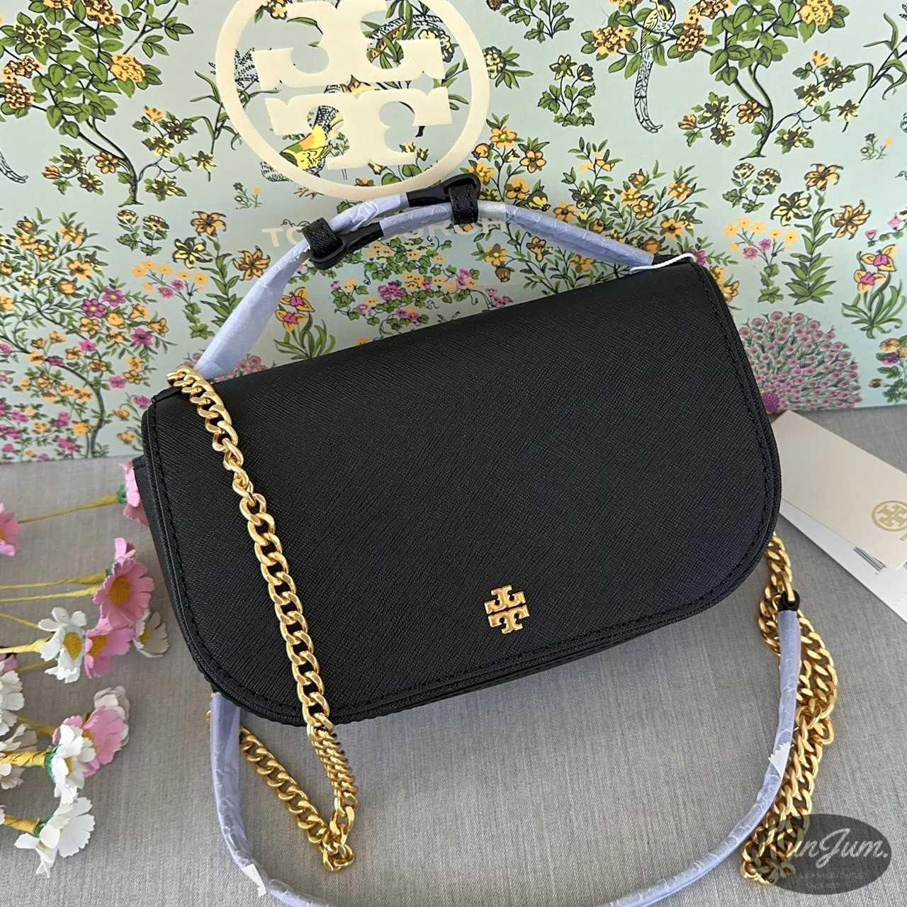 Tory Burch (Style No.134841)