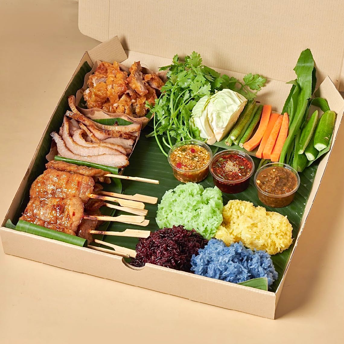 ชุดผสม หมูสามอย่าง (Grab express only)