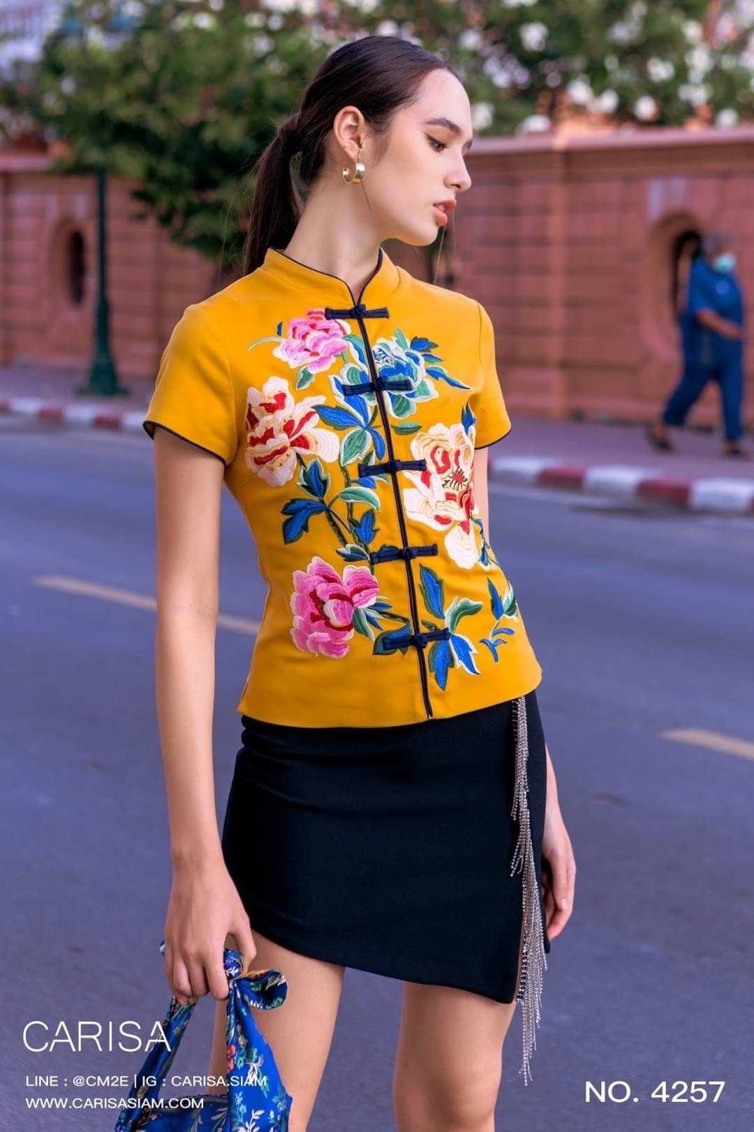 เสื้อคอจีน งานพรีเมี่ยม ปักดอกไม้ทั้งตัว  งานเย็บเรียบร้อย  ทรงสวย ผ้าคอตตอล ผสมสเปนเด็กซ์ [4257]
